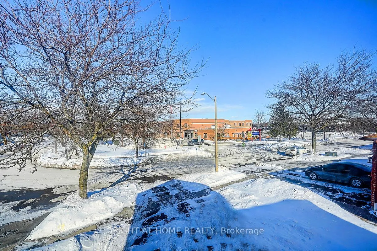 Photo 25 of 36 Miles Drive, Ajax, Central East — HOMEH