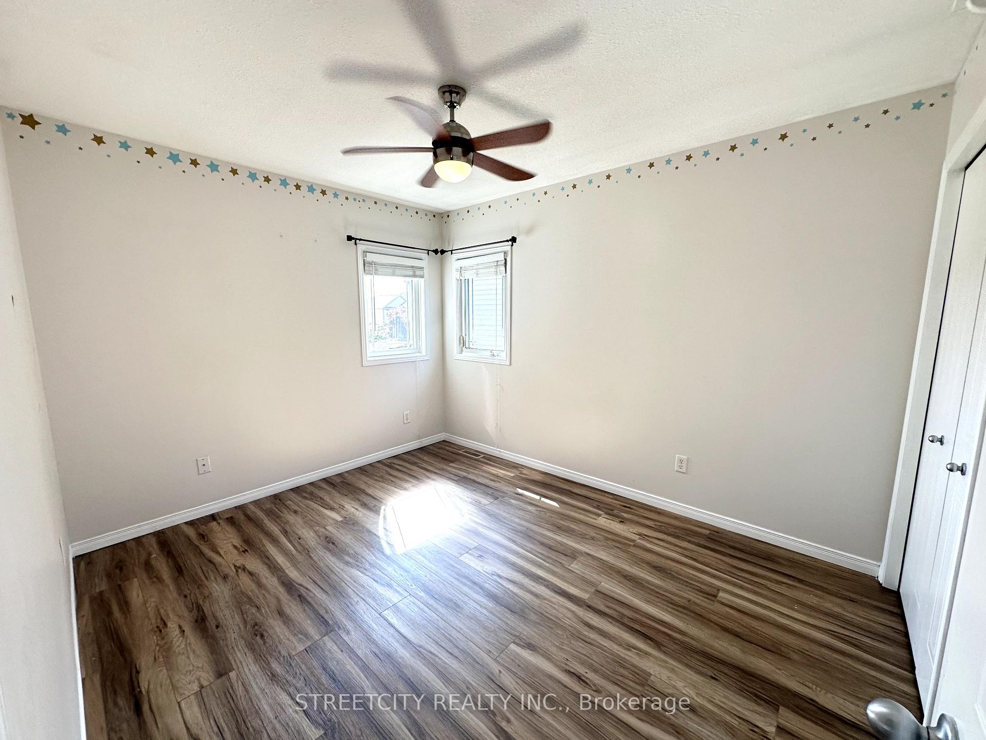 Photo 11 of 3053 Meadowgate Boulevard, London, South U — HOMEH