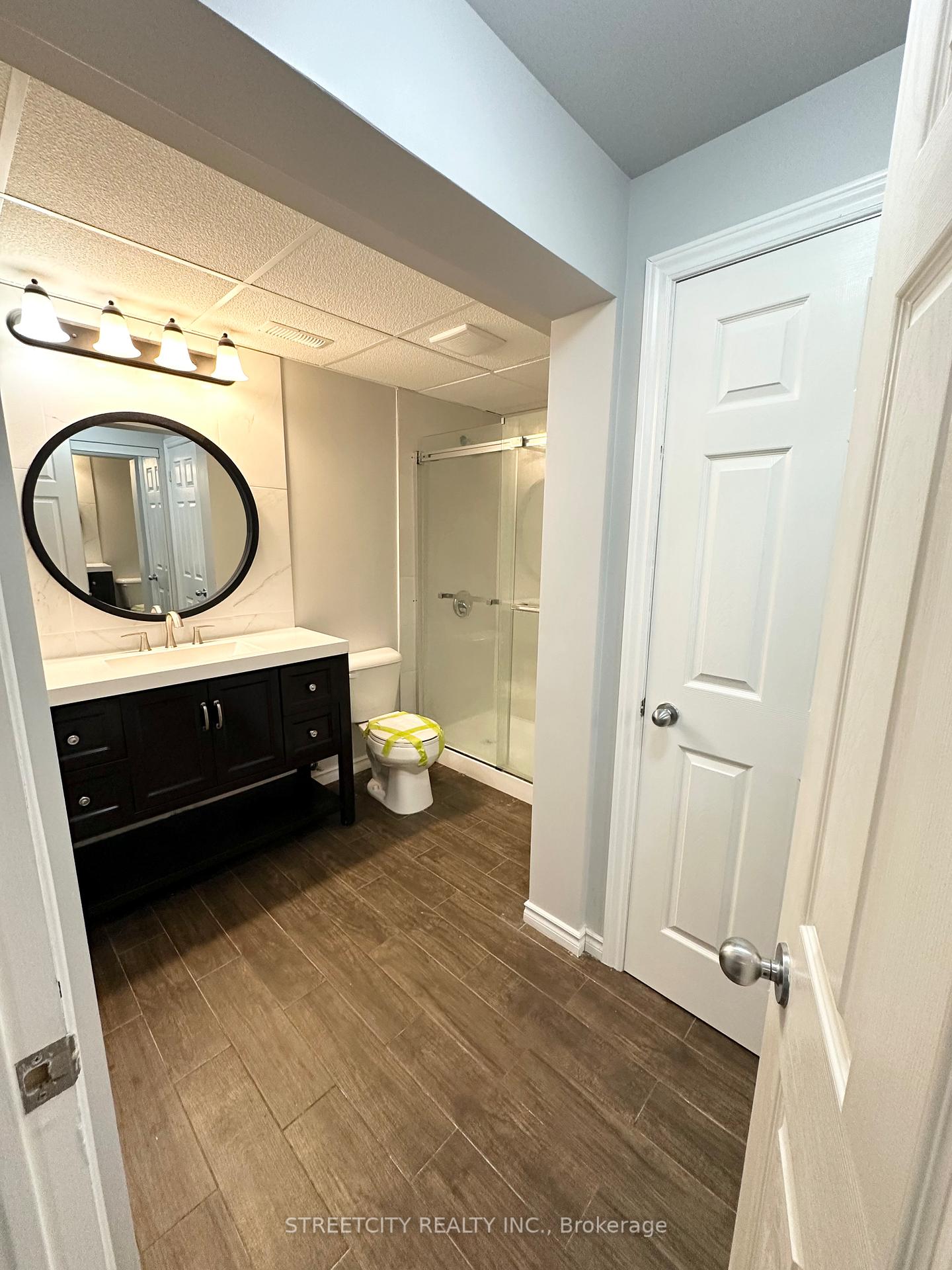 Photo 23 of 3053 Meadowgate Boulevard, London, South U — HOMEH