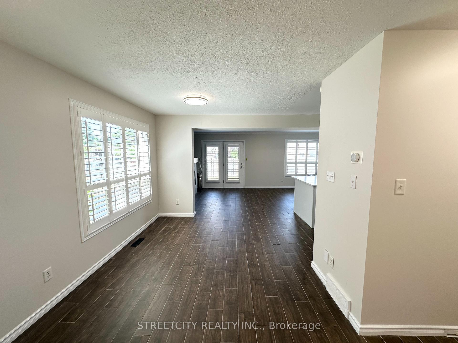 Photo 28 of 3053 Meadowgate Boulevard, London, South U — HOMEH