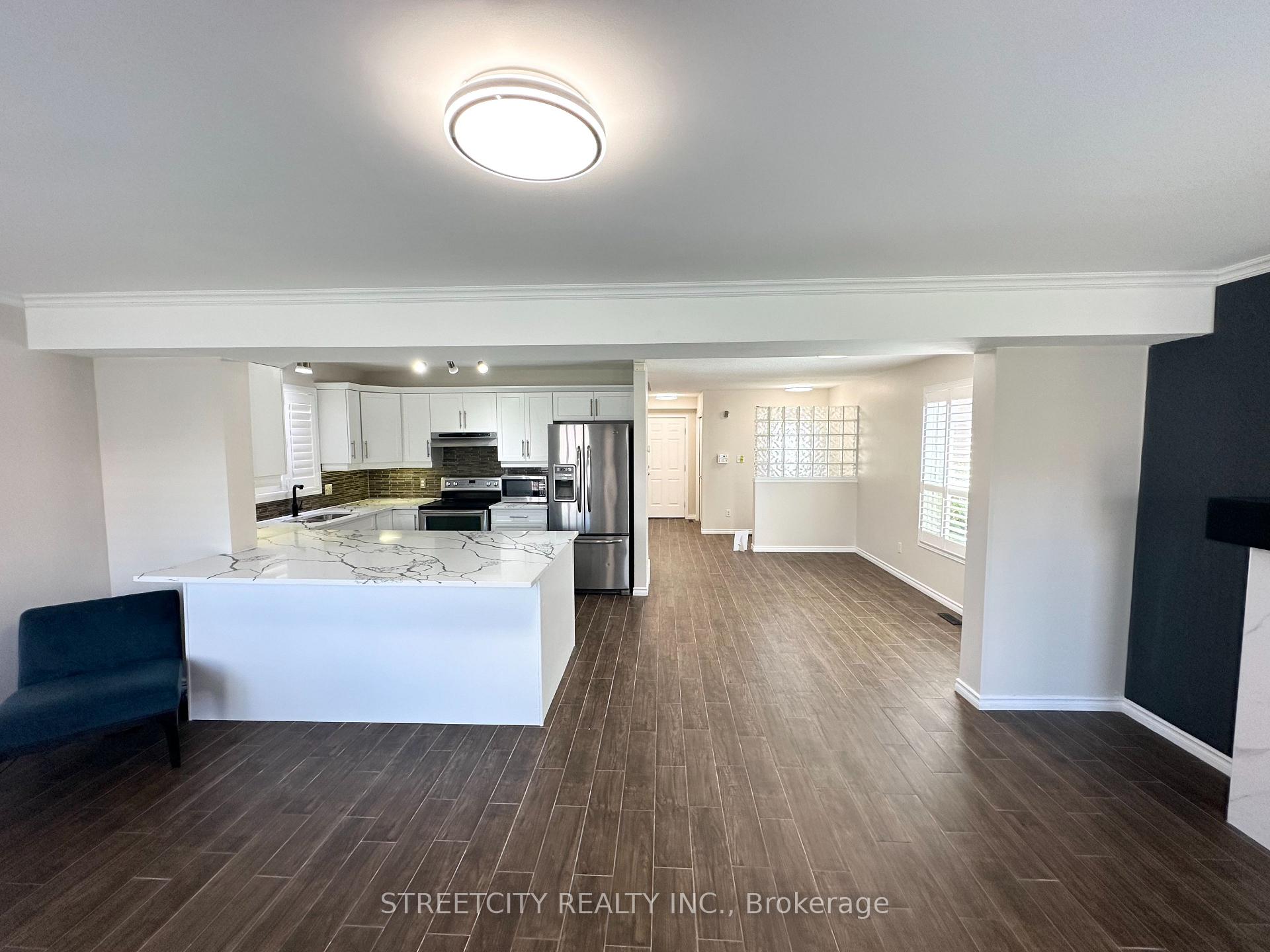 Photo 30 of 3053 Meadowgate Boulevard, London, South U — HOMEH