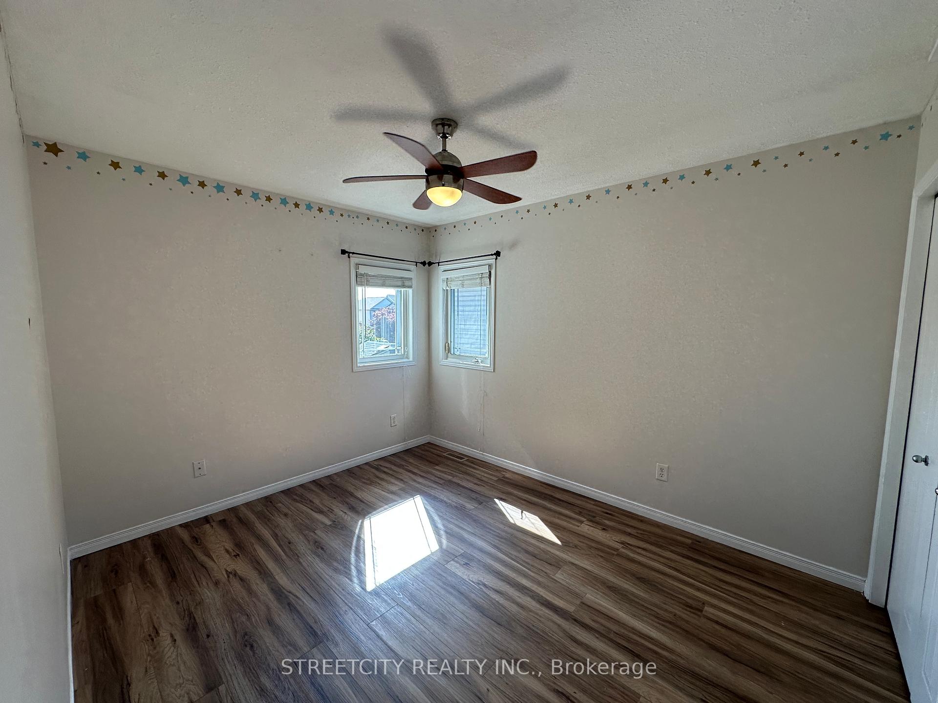 Photo 31 of 3053 Meadowgate Boulevard, London, South U — HOMEH