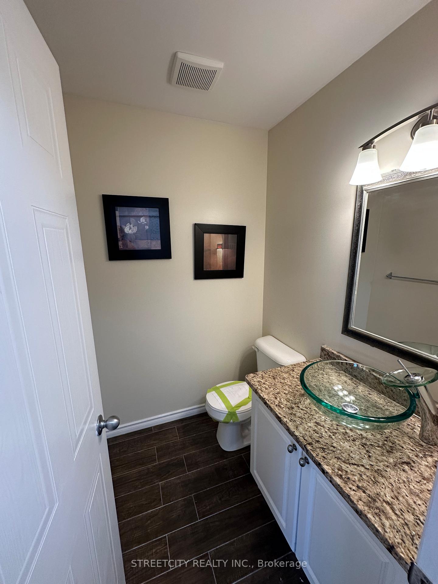 Photo 35 of 3053 Meadowgate Boulevard, London, South U — HOMEH