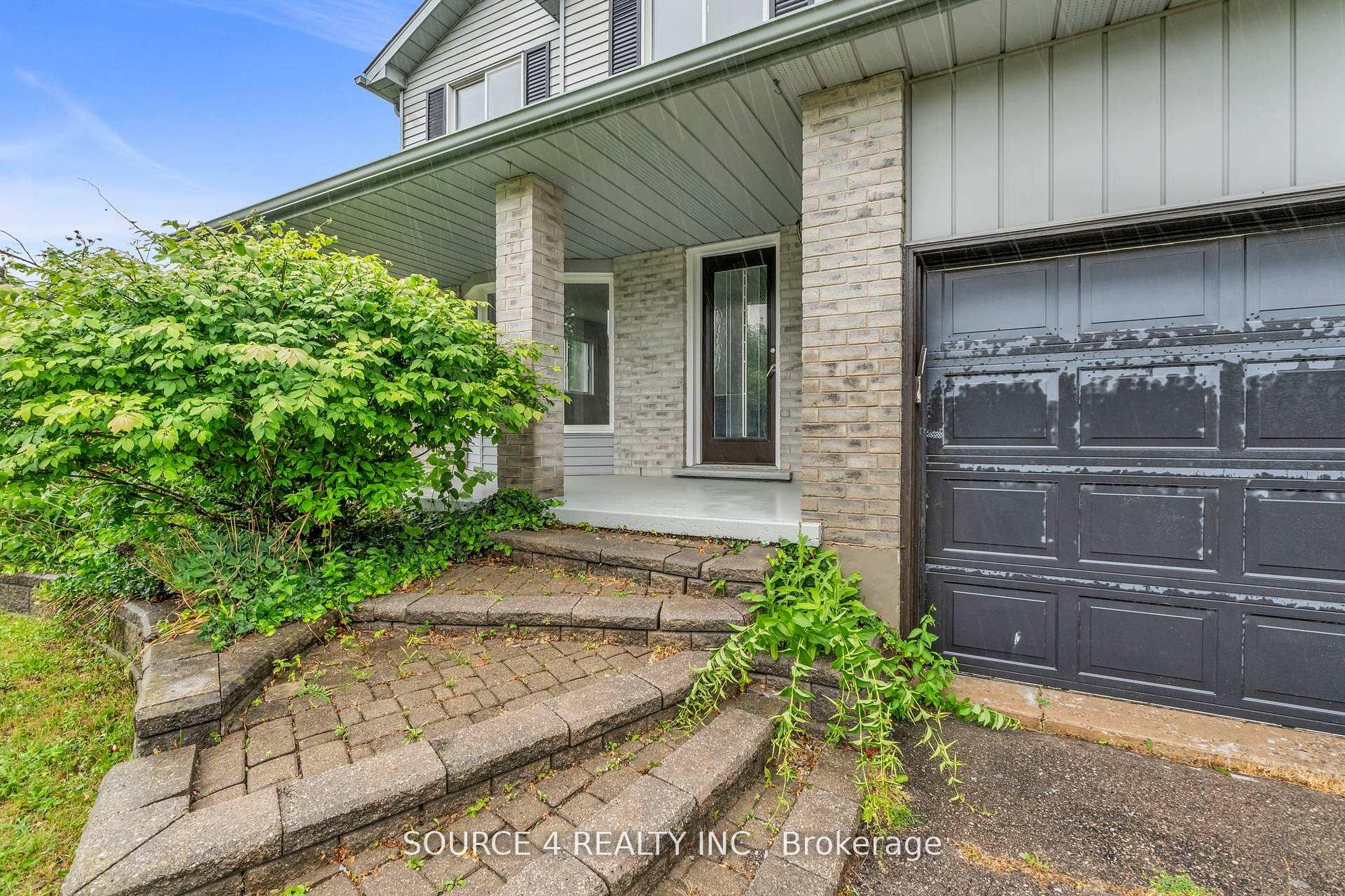 Photo 4 of 617 Canfield Place, Shelburne — HOMEH