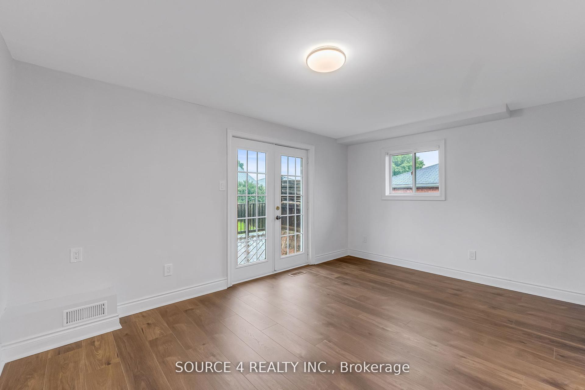 Photo 16 of 617 Canfield Place, Shelburne — HOMEH