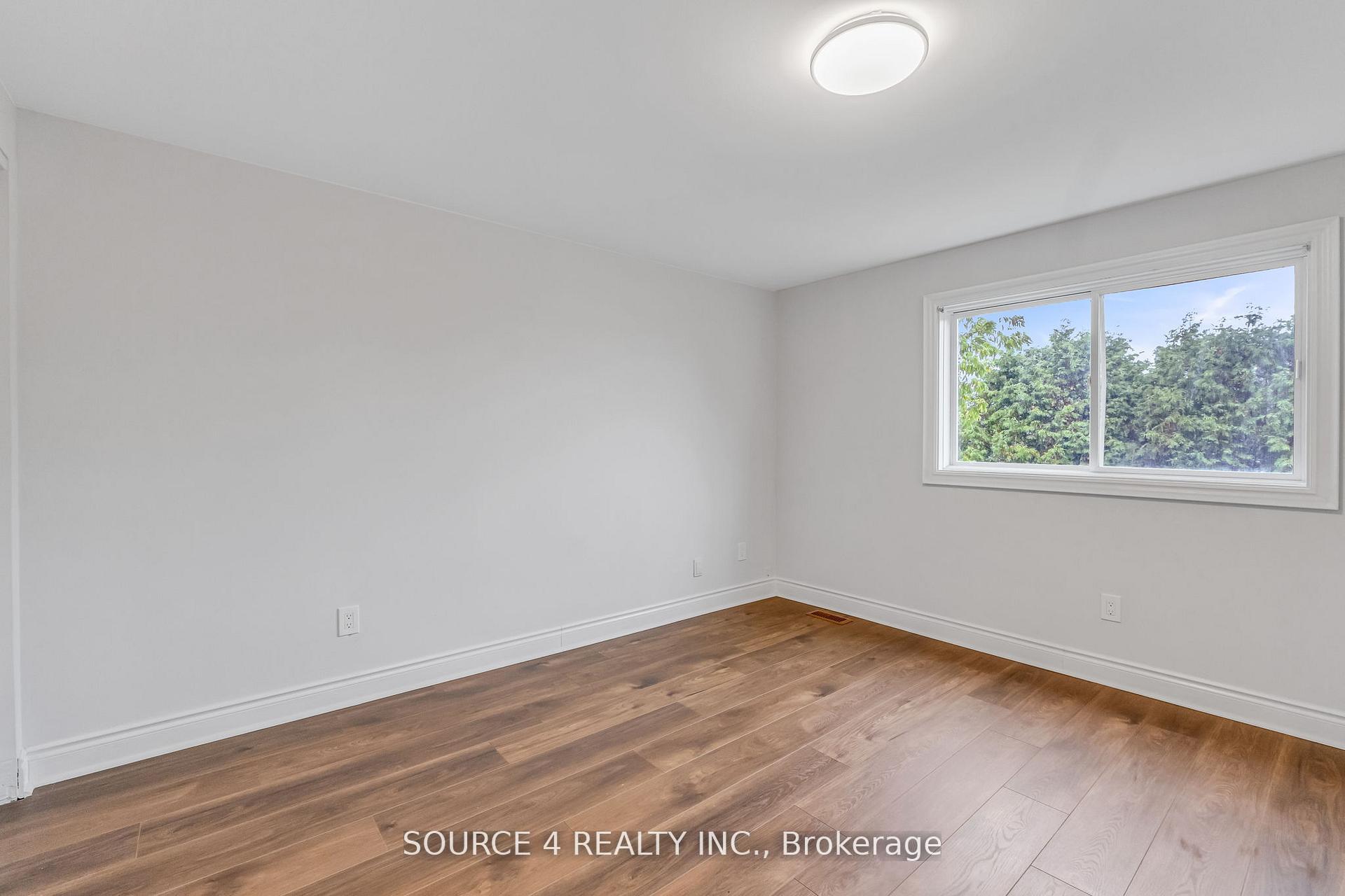 Photo 24 of 617 Canfield Place, Shelburne — HOMEH