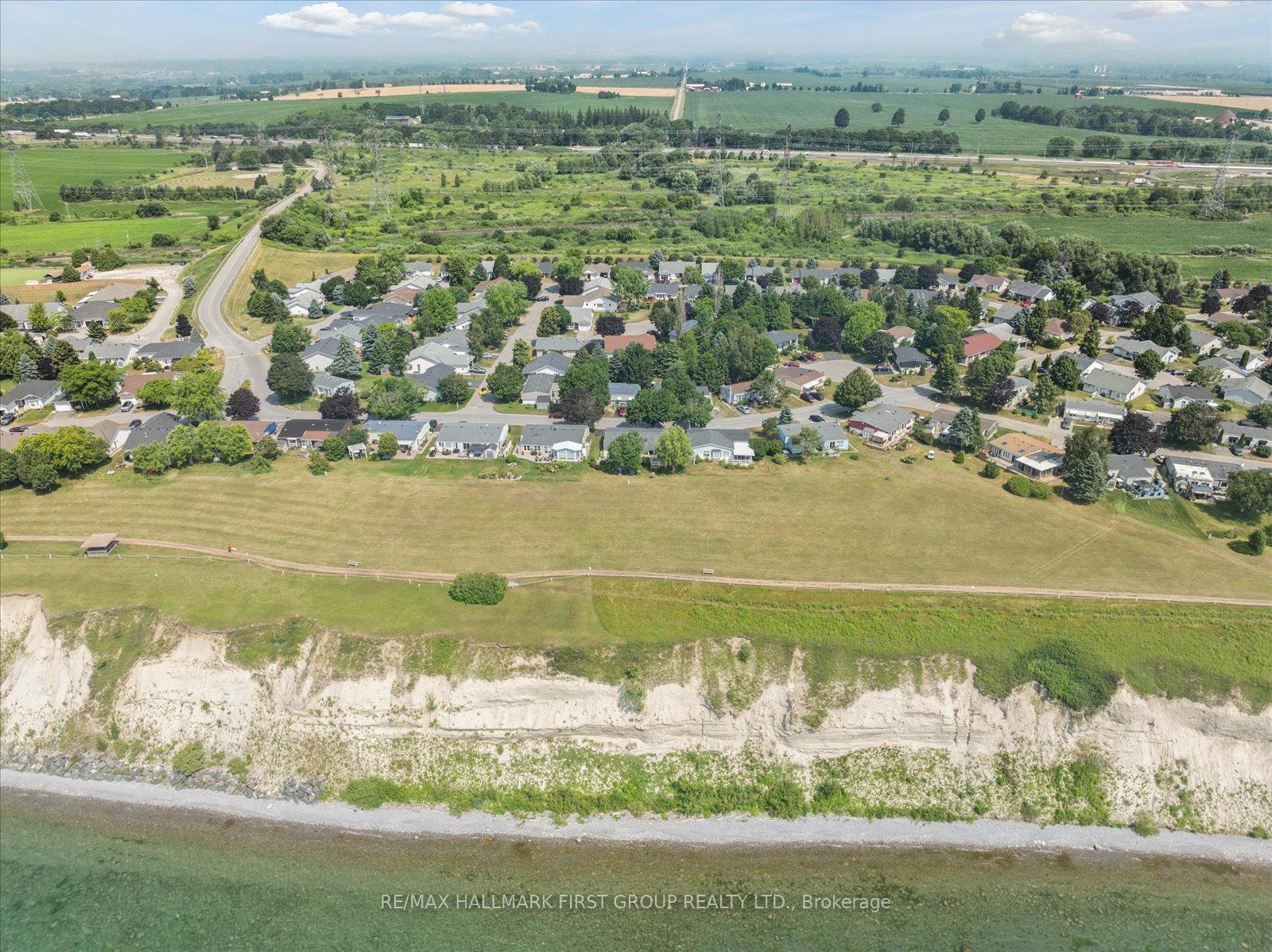 Photo 38 of 27 Wilmot Trail, Clarington, Bowmanville — HOMEH