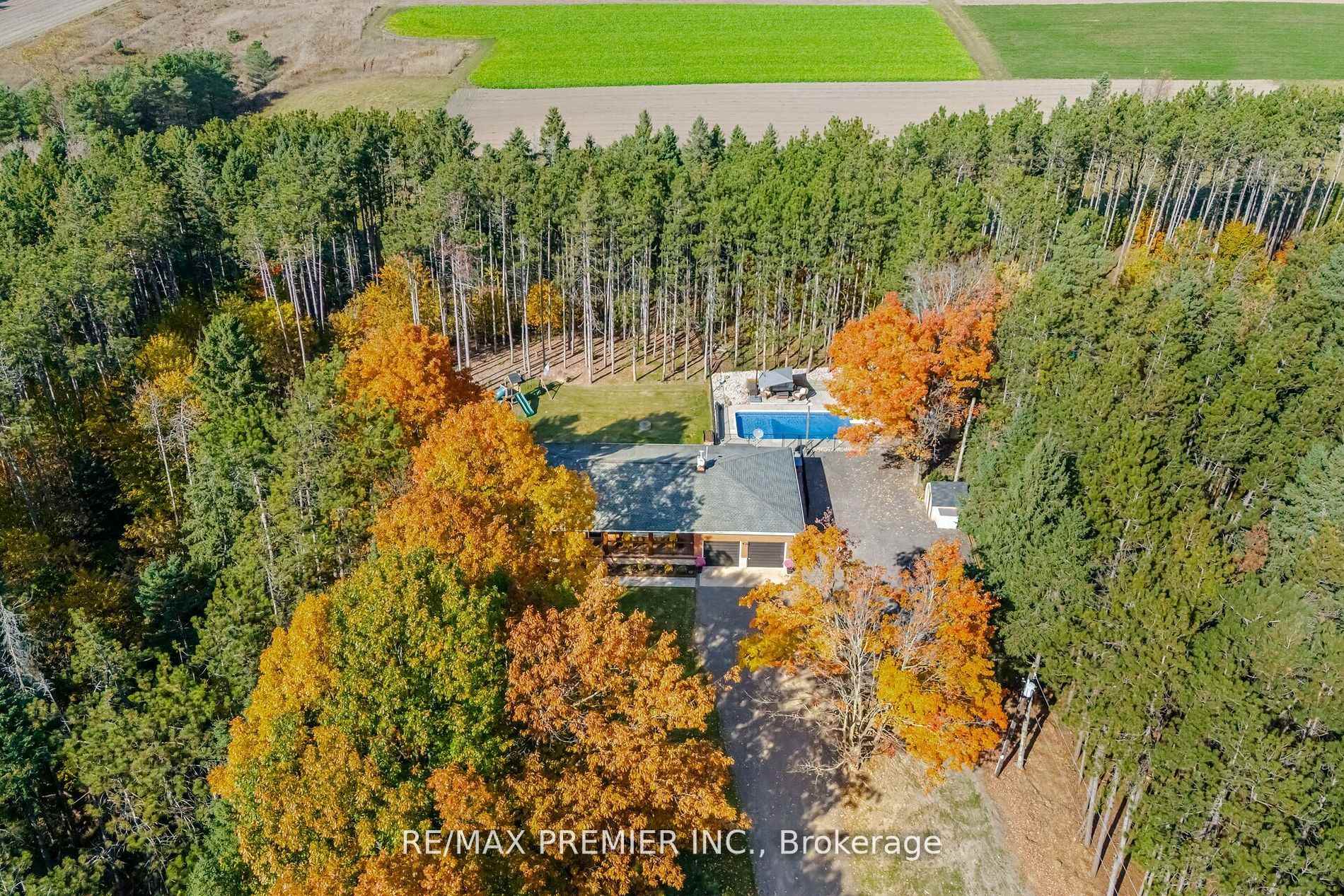 Front of 4904 10th Side Road