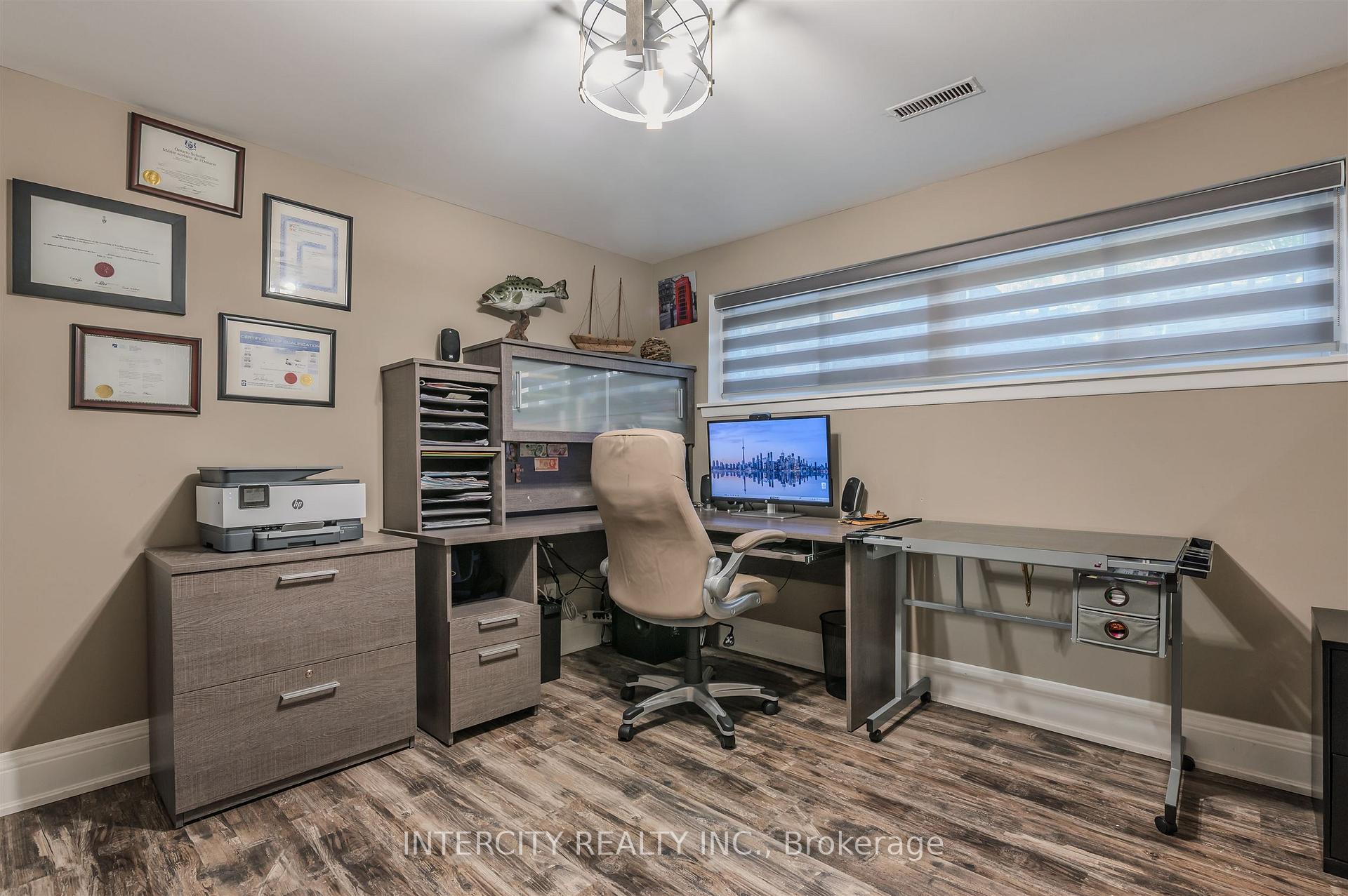 Photo 52 of 146 Connaught Crescent, Caledon, Bolton West — HOMEH
