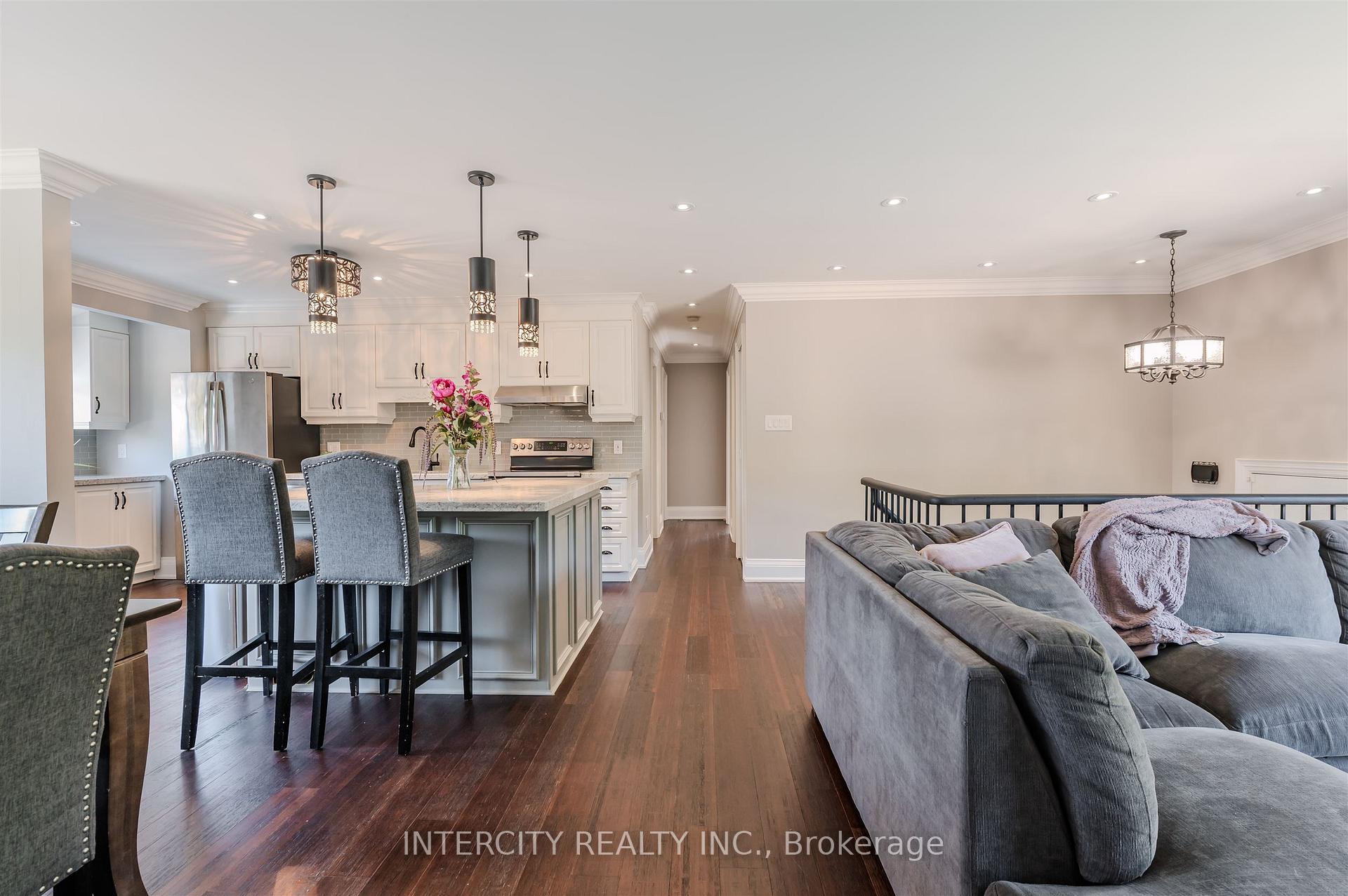 Photo 26 of 146 Connaught Crescent, Caledon, Bolton West — HOMEH