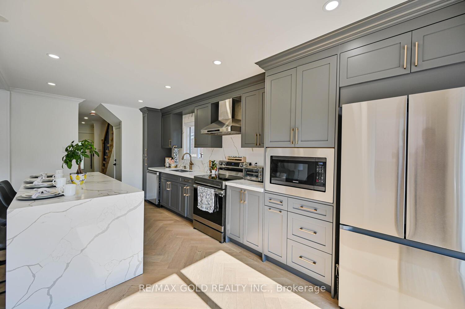 Photo 23 of 4 Silverstream Road, Brampton, Heart Lake West — HOMEH