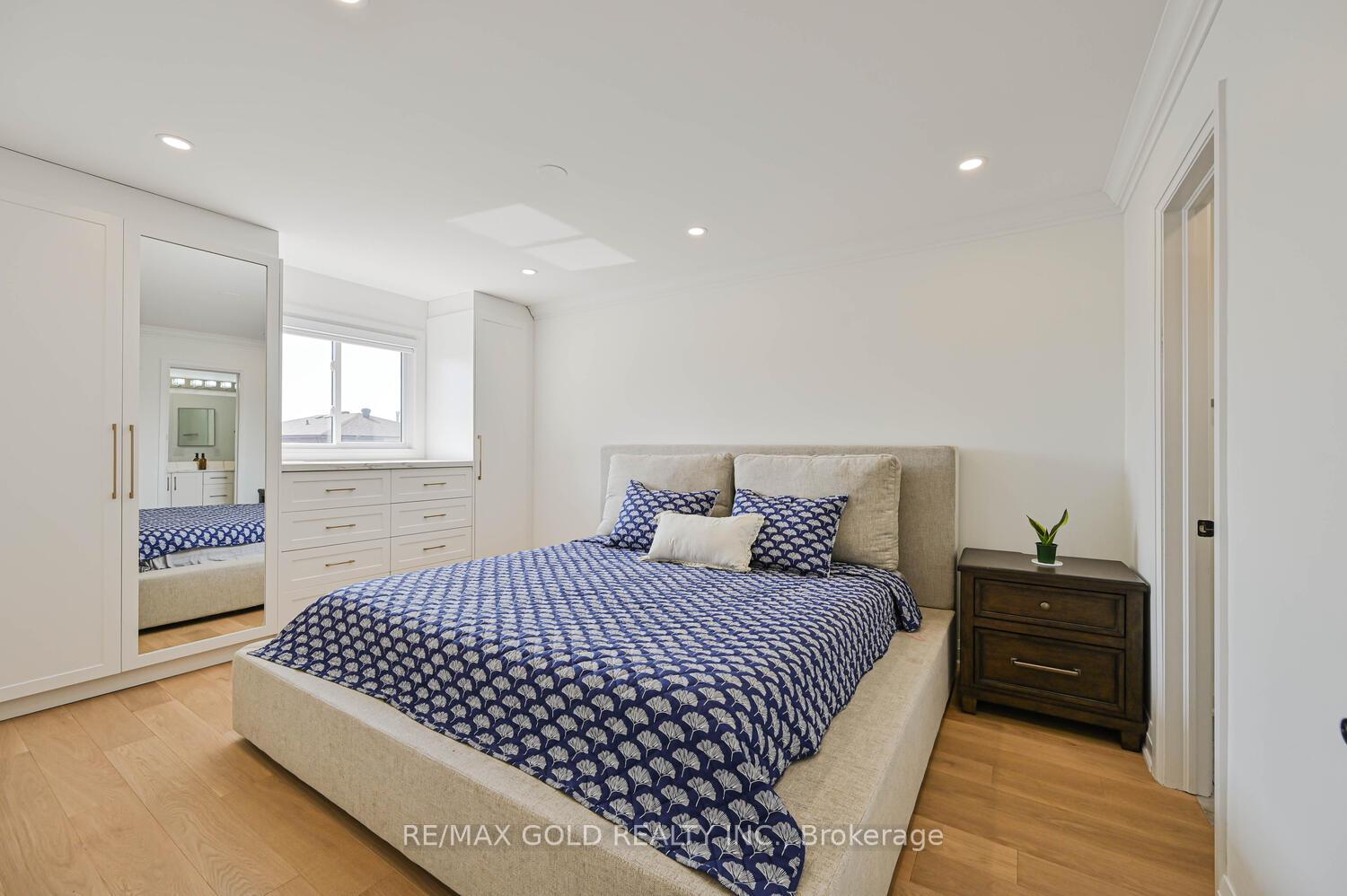 Photo 41 of 4 Silverstream Road, Brampton, Heart Lake West — HOMEH