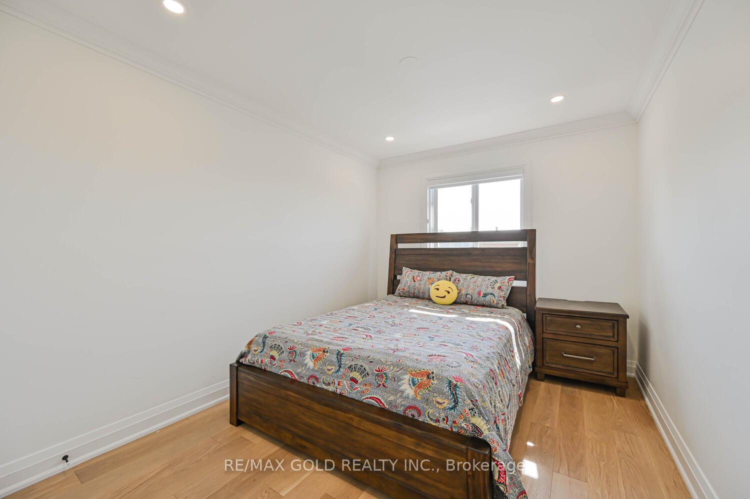 Photo 45 of 4 Silverstream Road, Brampton, Heart Lake West — HOMEH
