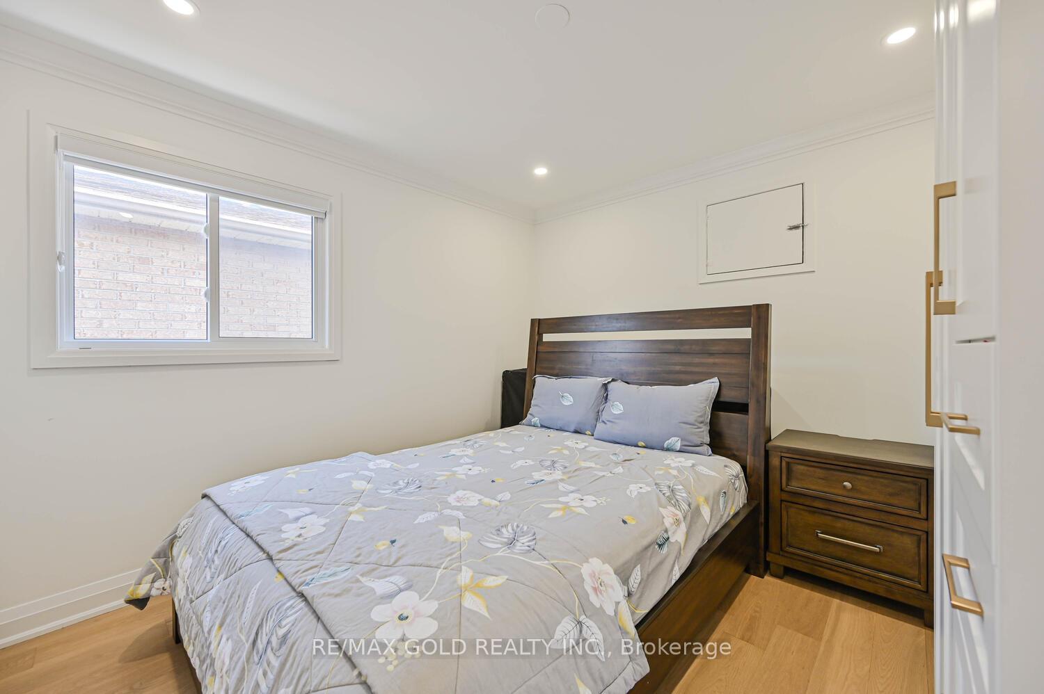 Photo 46 of 4 Silverstream Road, Brampton, Heart Lake West — HOMEH
