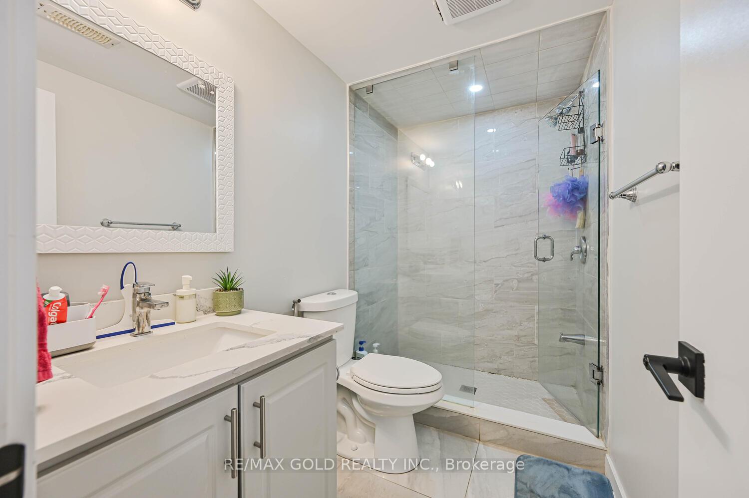 Photo 56 of 4 Silverstream Road, Brampton, Heart Lake West — HOMEH