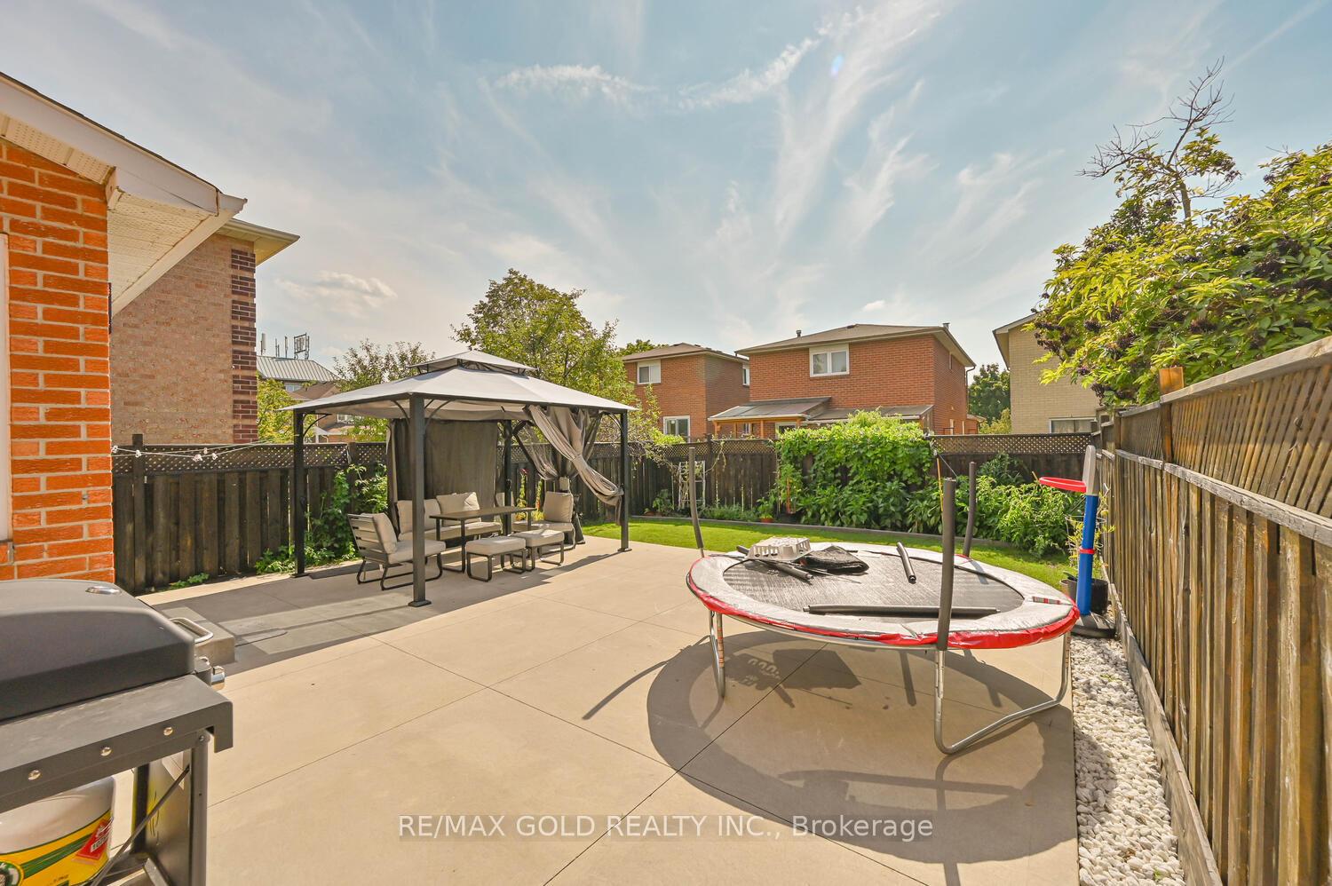 Photo 58 of 4 Silverstream Road, Brampton, Heart Lake West — HOMEH