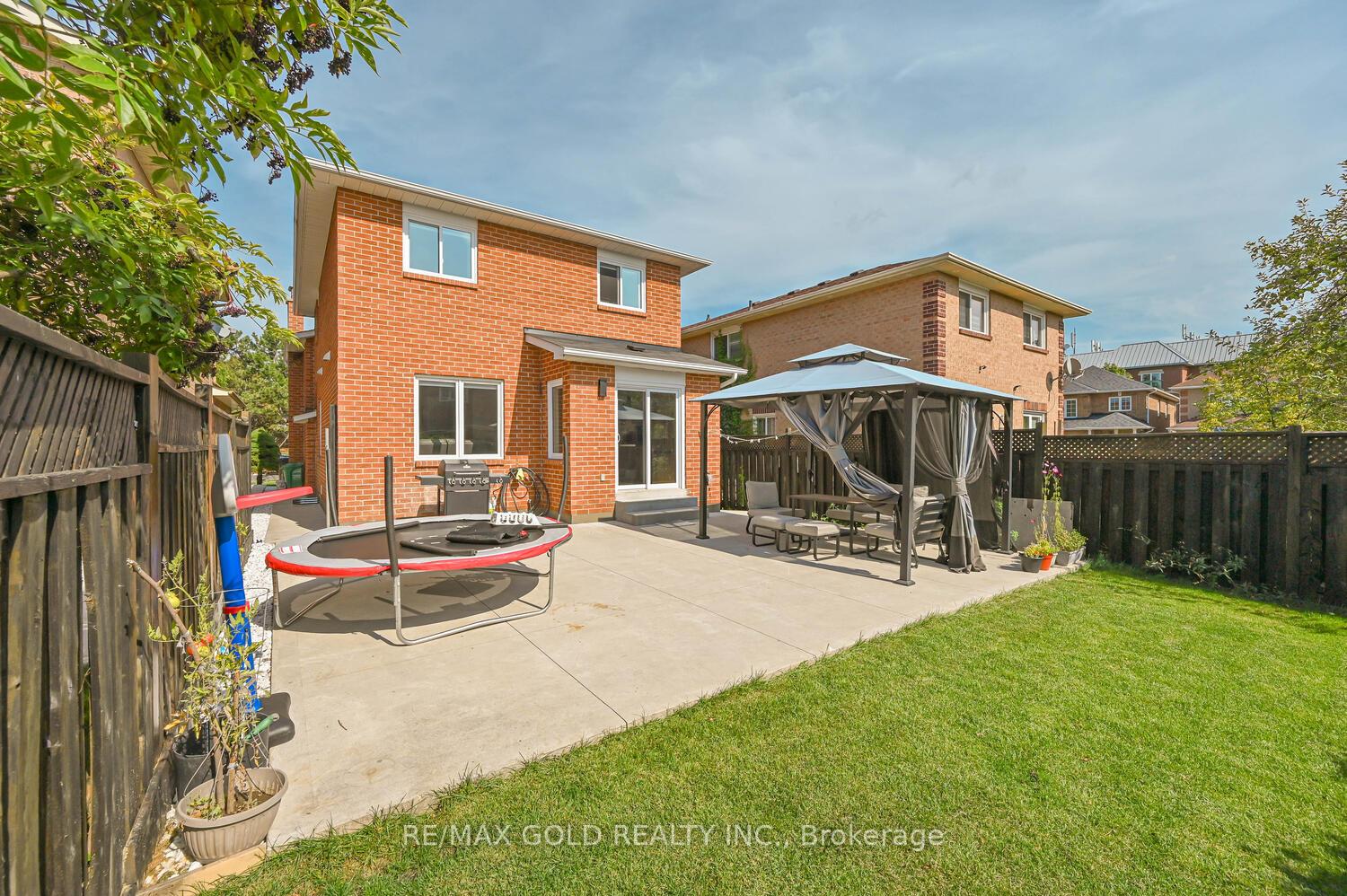 Photo 60 of 4 Silverstream Road, Brampton, Heart Lake West — HOMEH