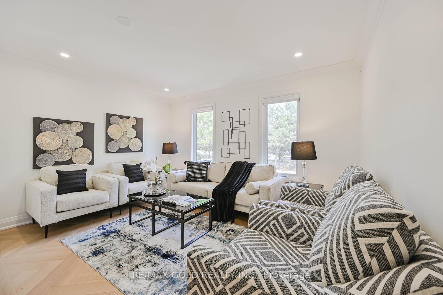 Photo 15 of 4 Silverstream Road, Brampton, Heart Lake West — HOMEH