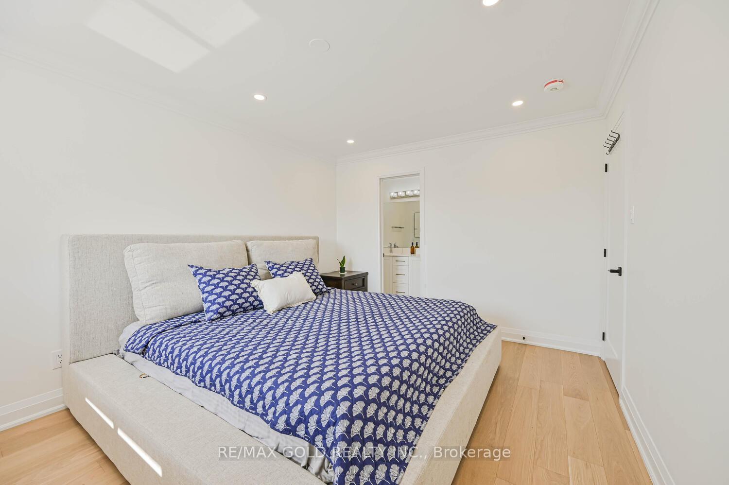 Photo 62 of 4 Silverstream Road, Brampton, Heart Lake West — HOMEH