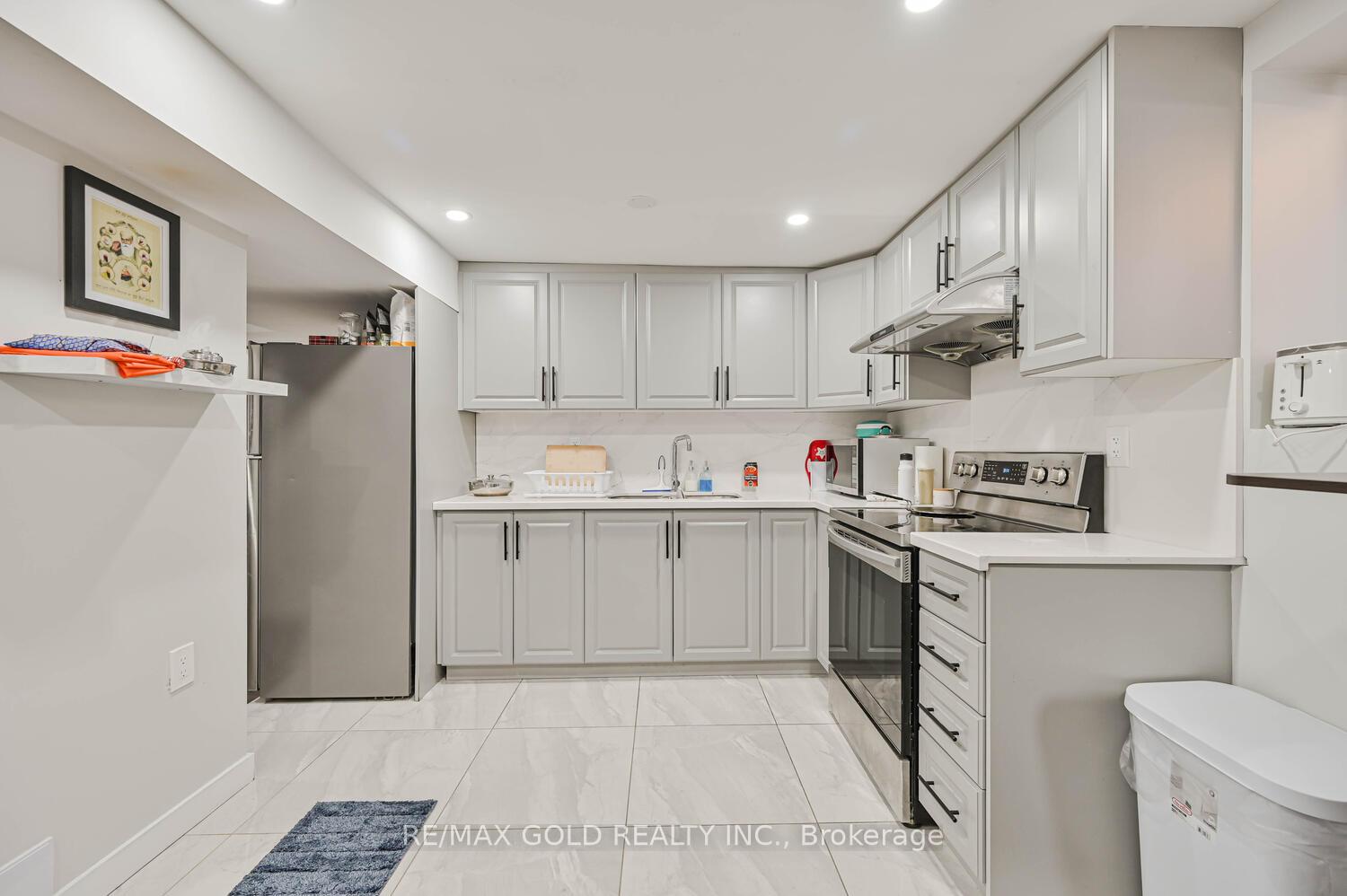 Photo 71 of 4 Silverstream Road, Brampton, Heart Lake West — HOMEH