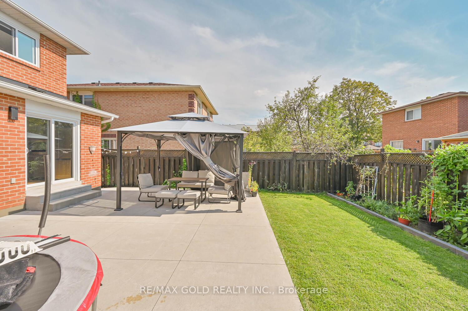 Photo 81 of 4 Silverstream Road, Brampton, Heart Lake West — HOMEH