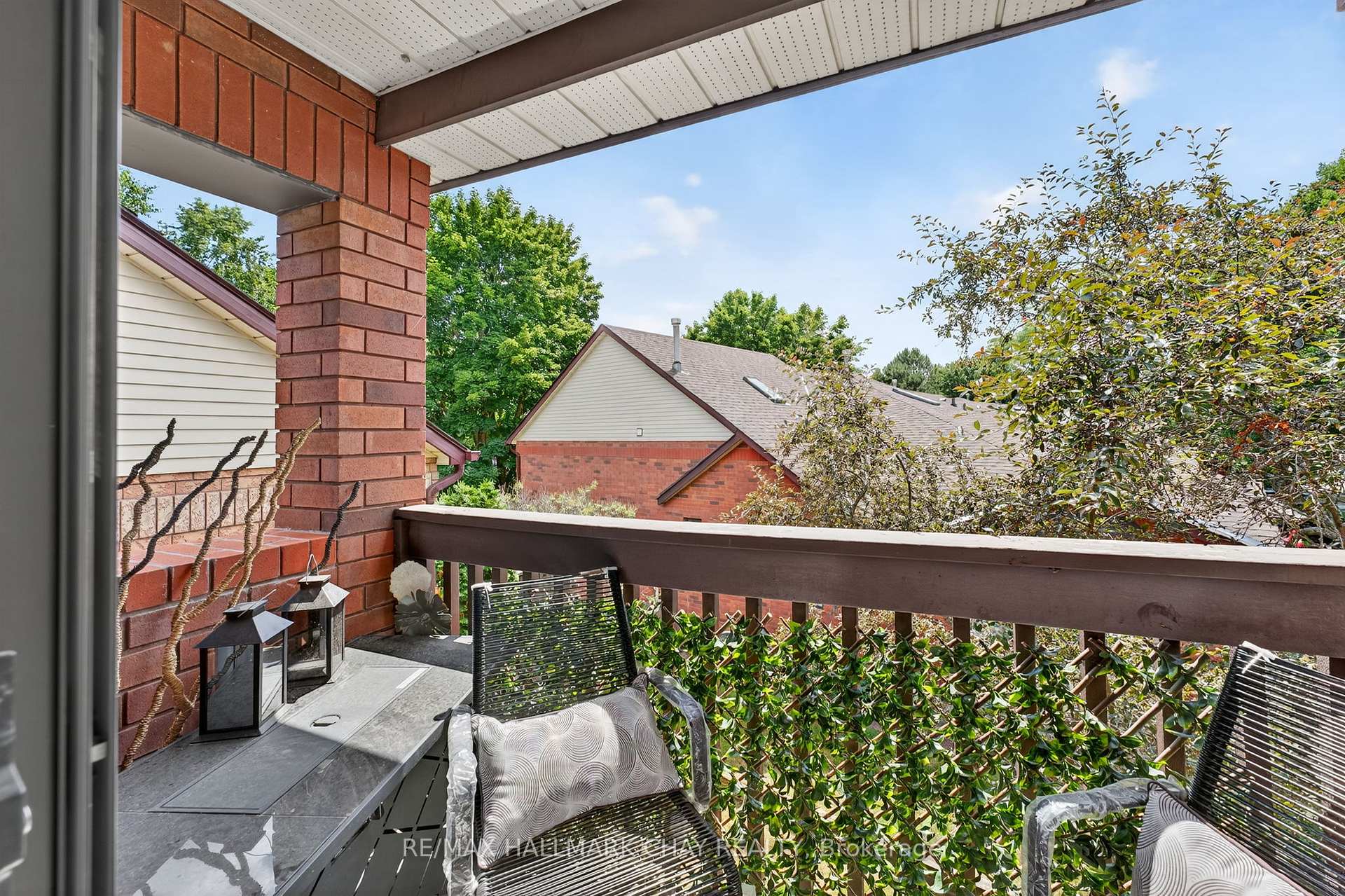 Photo 19 of 135 Green Briar Road, New Tecumseth, Alliston — HOMEH