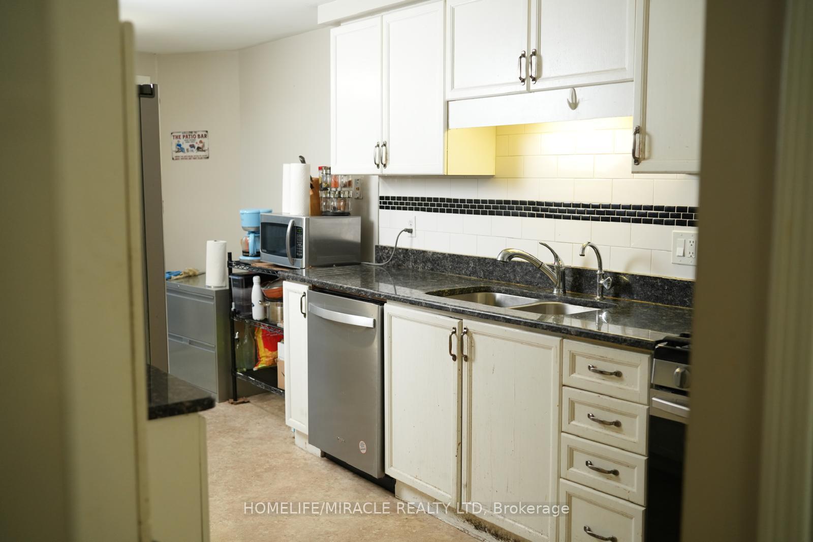 Photo 4 of 419 Downsview Place, Waterloo — HOMEH