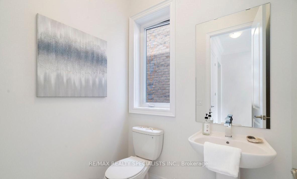 Photo 9 of 89 James Walker Avenue, Caledon, Caledon East — HOMEH