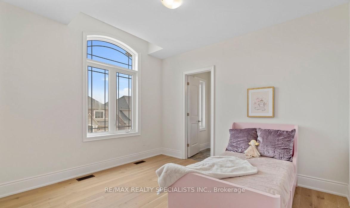 Photo 23 of 89 James Walker Avenue, Caledon, Caledon East — HOMEH