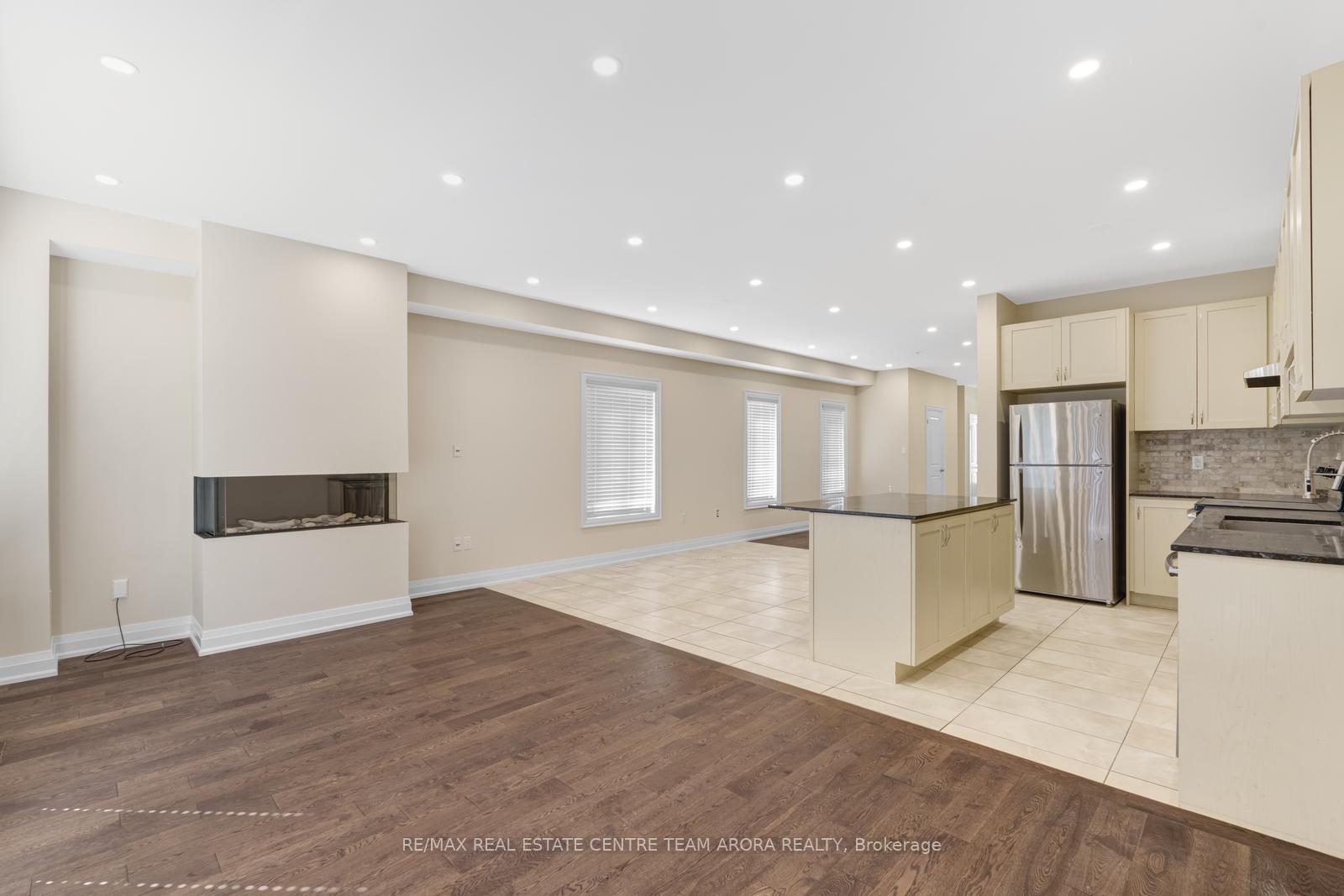 Photo 1 of 44 Lollard Way, Brampton, Bram West — HOMEH
