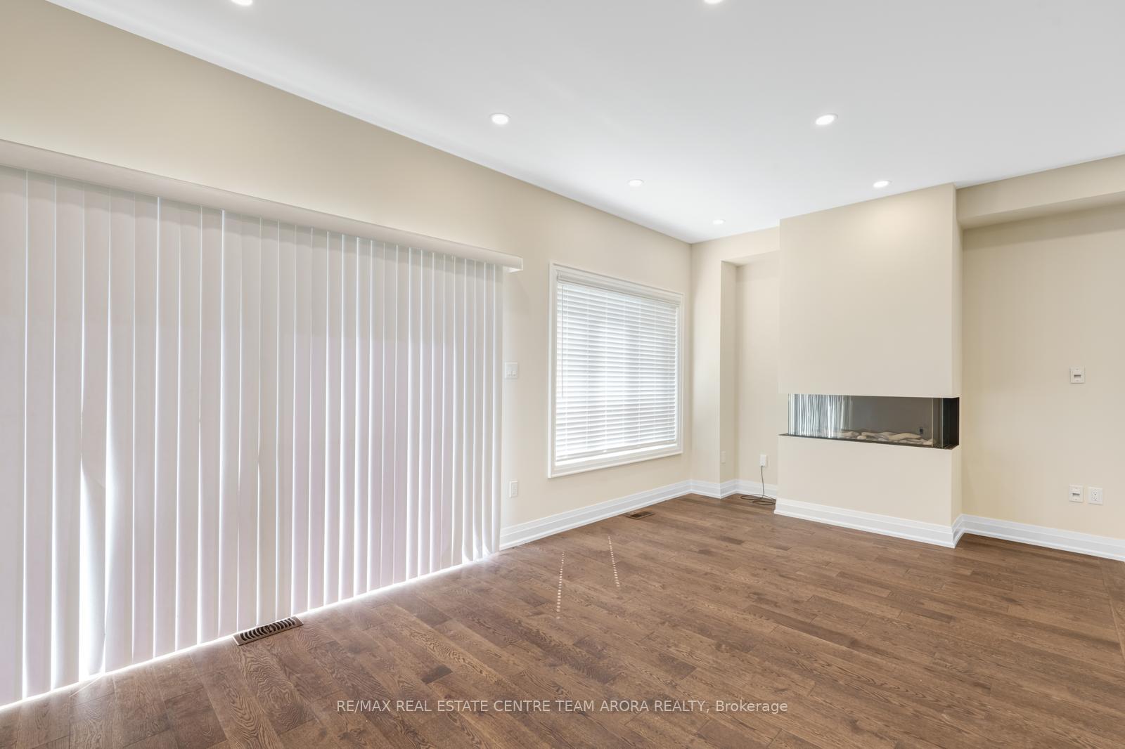 Photo 31 of 44 Lollard Way, Brampton, Bram West — HOMEH