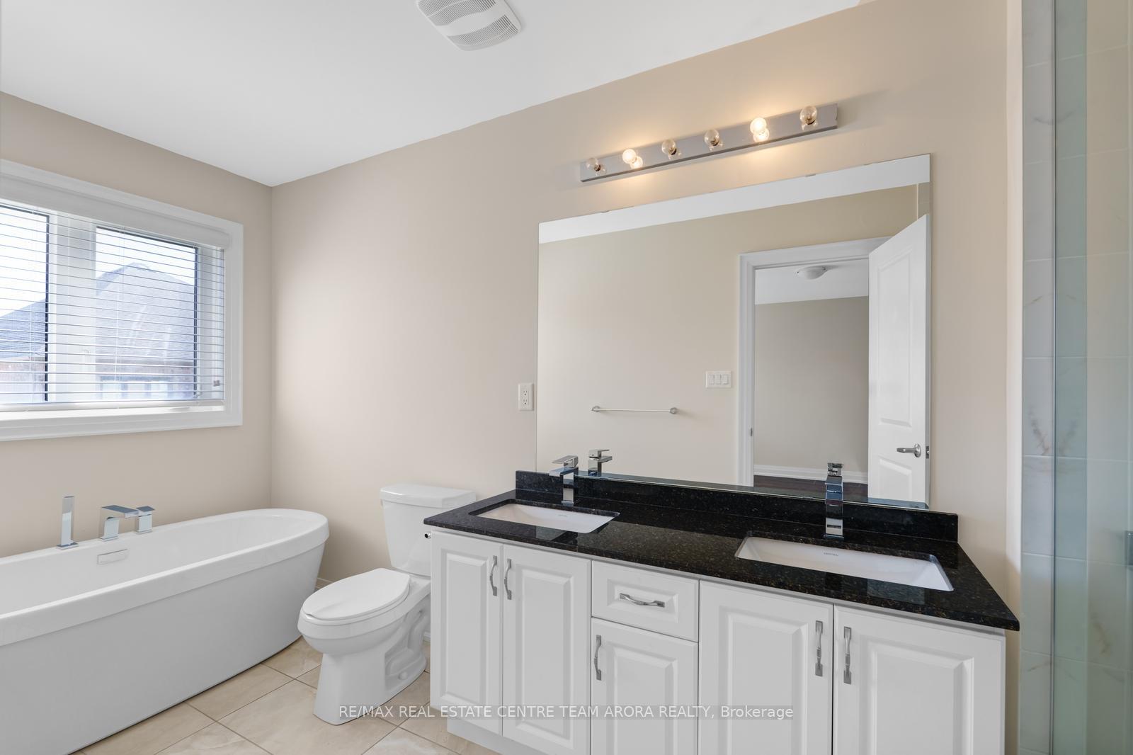 Photo 38 of 44 Lollard Way, Brampton, Bram West — HOMEH