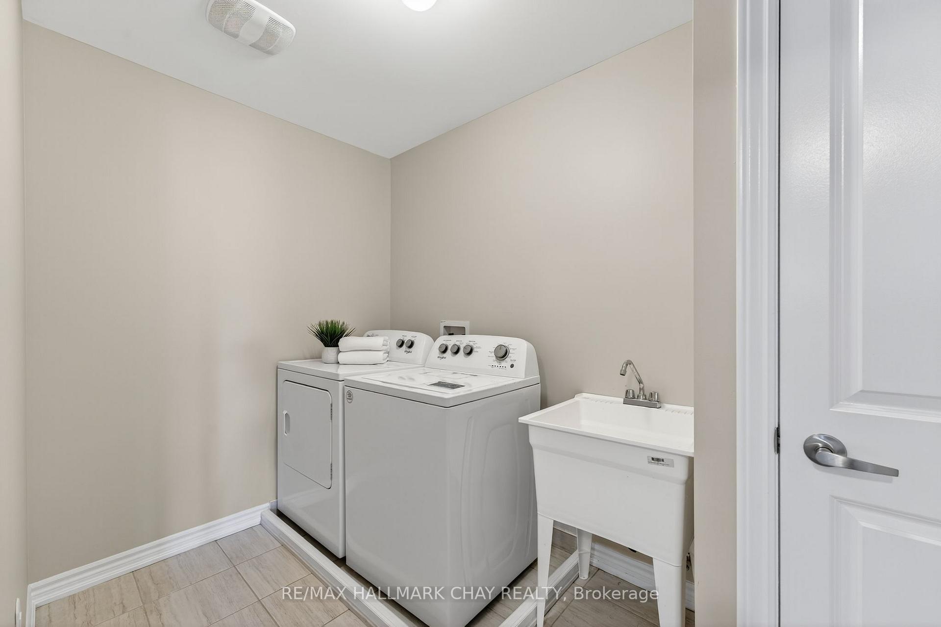 Photo 21 of 1378 Broderick Street, Innisfil, Alcona — HOMEH
