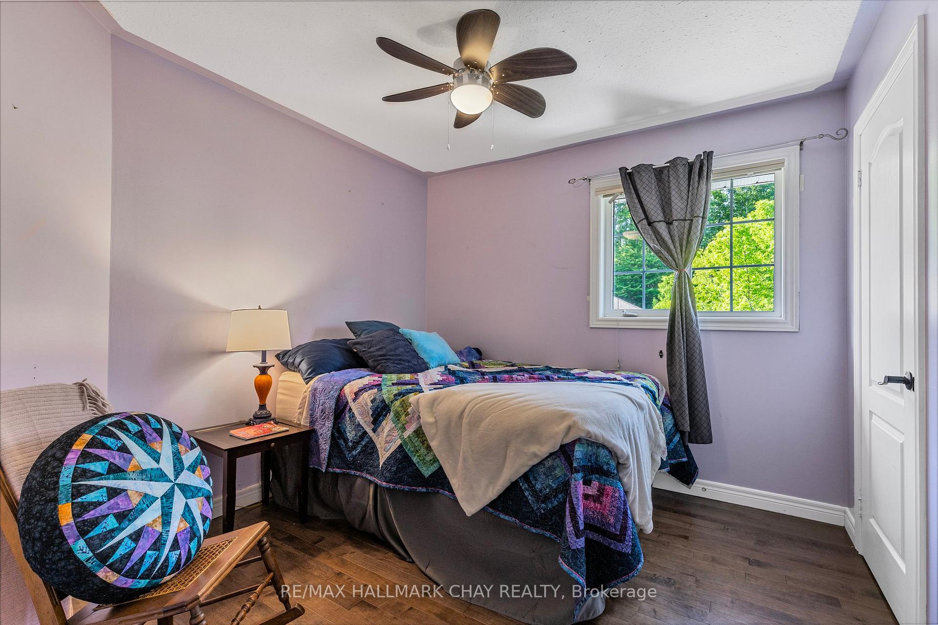 Photo 19 of 28 Bloom Crescent, Barrie, Ardagh — HOMEH