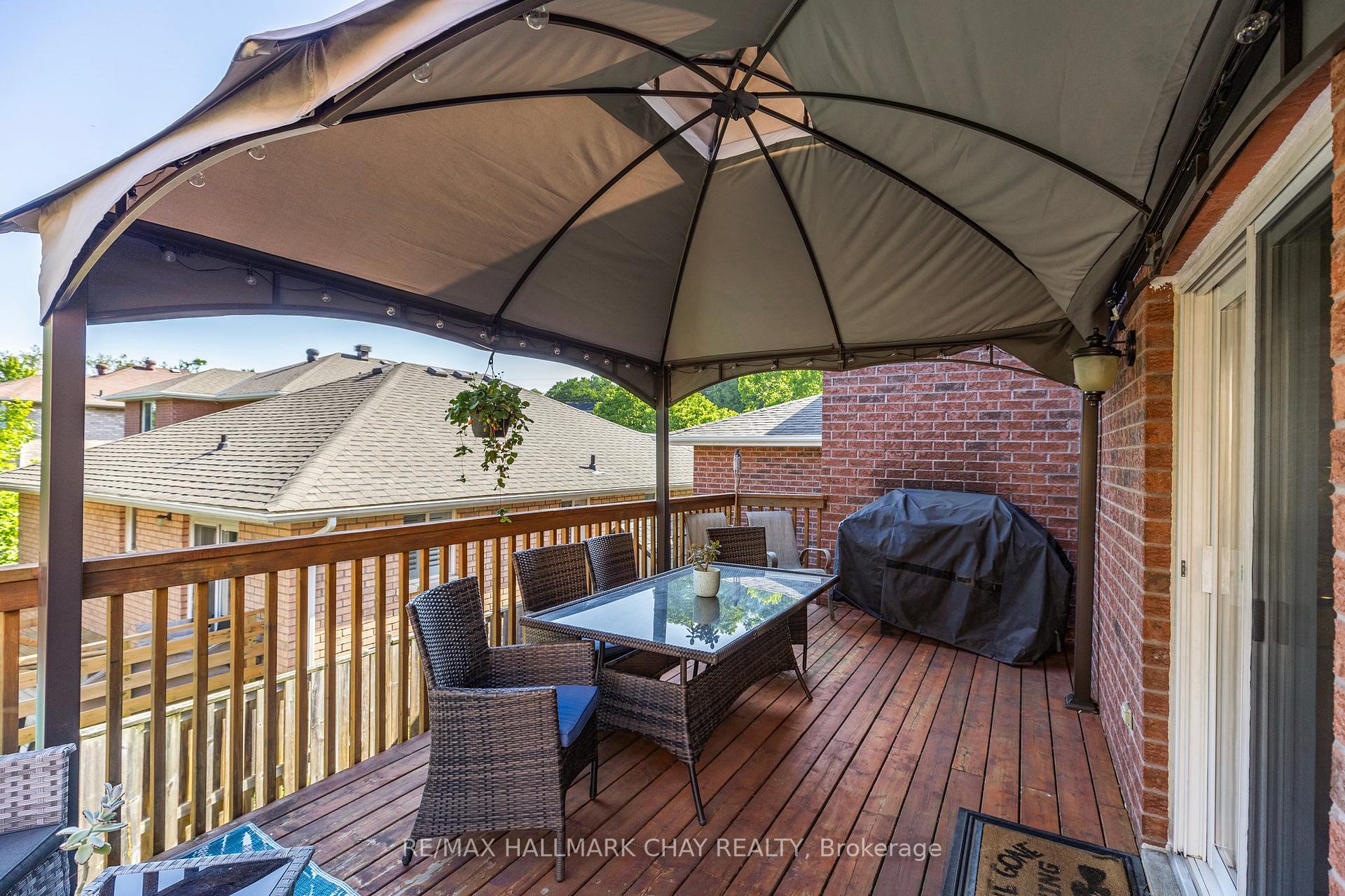 Photo 30 of 28 Bloom Crescent, Barrie, Ardagh — HOMEH