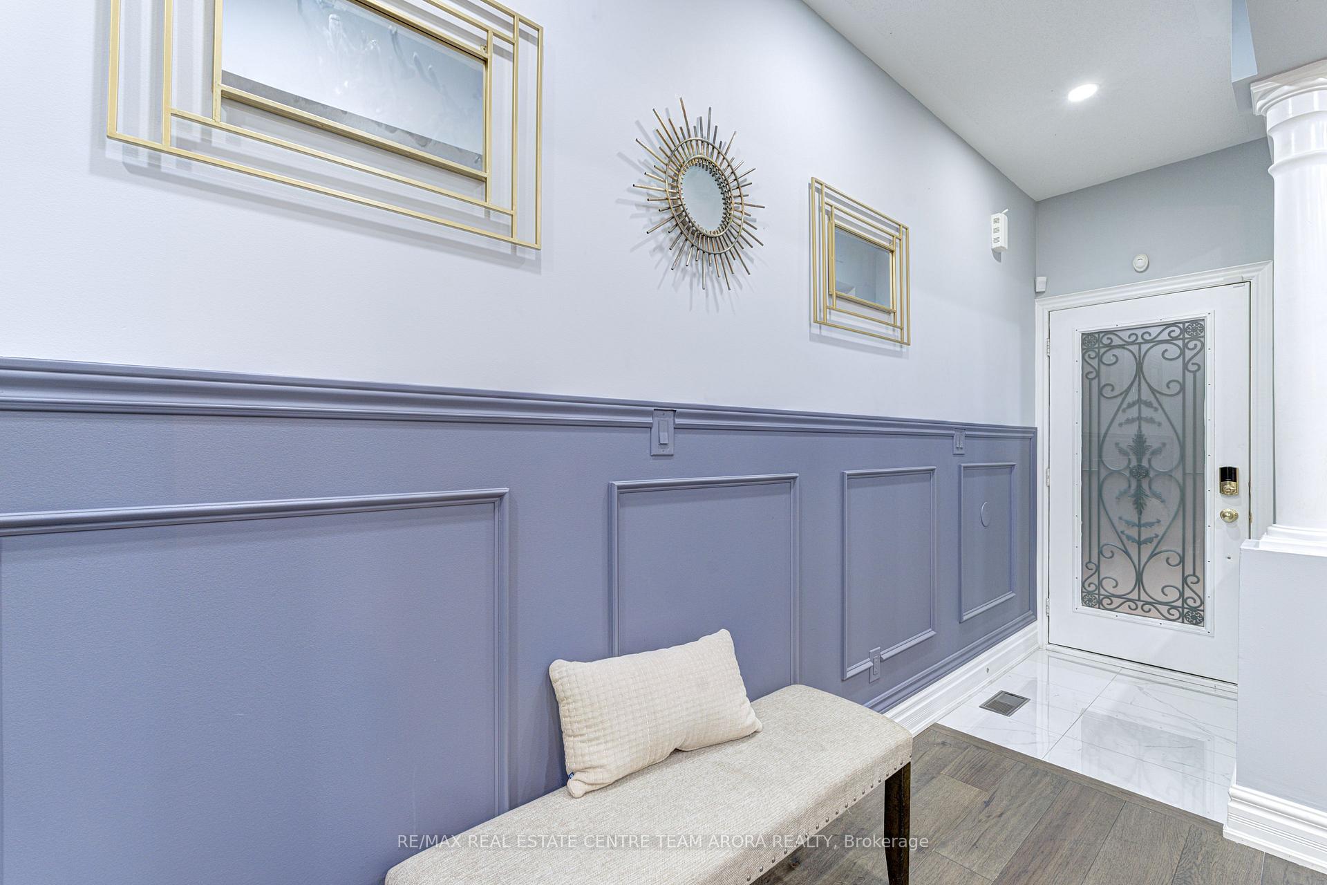 Photo 4 of 83 Commodore Drive, Brampton, Credit Valley — HOMEH