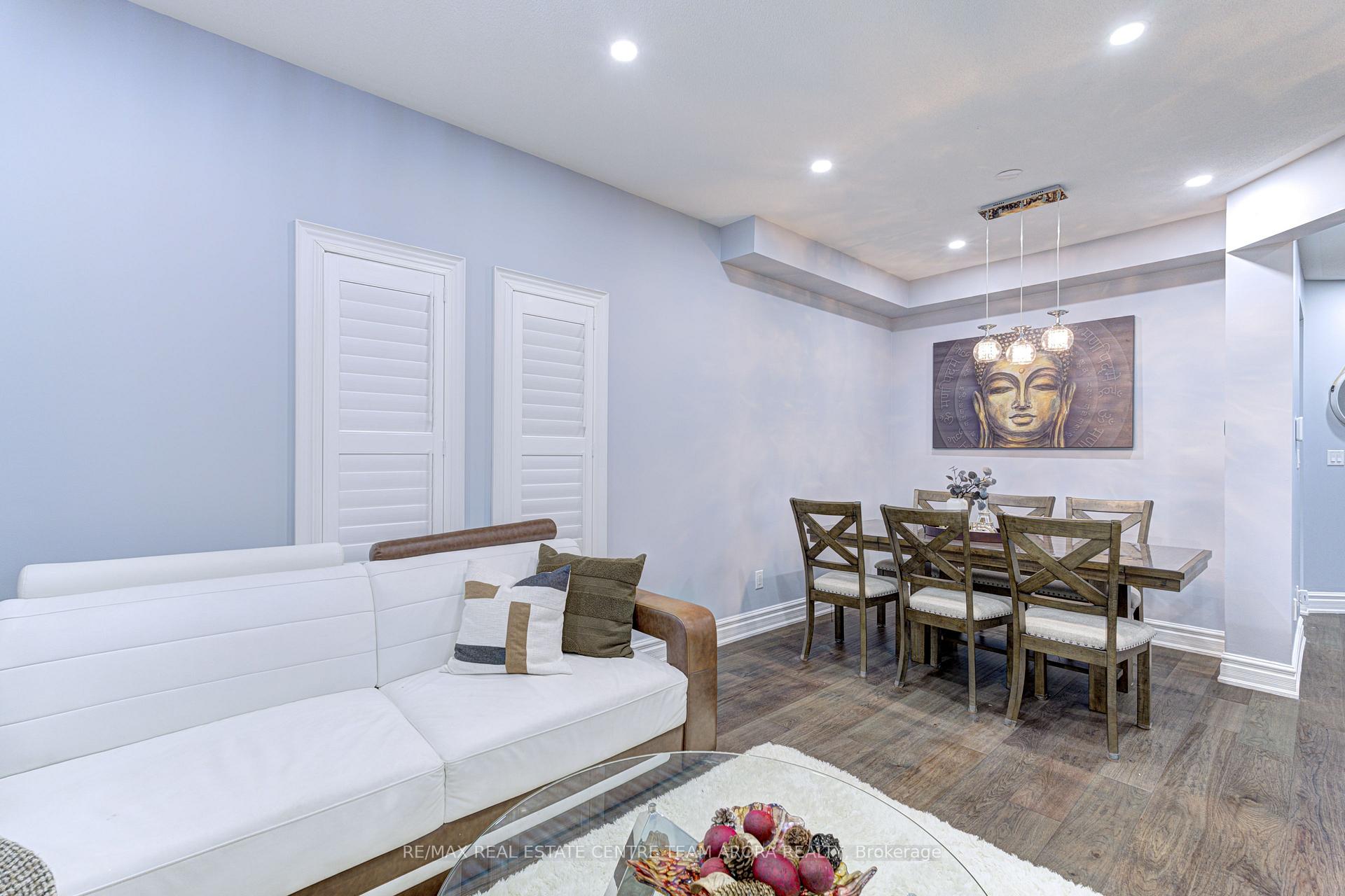 Photo 7 of 83 Commodore Drive, Brampton, Credit Valley — HOMEH