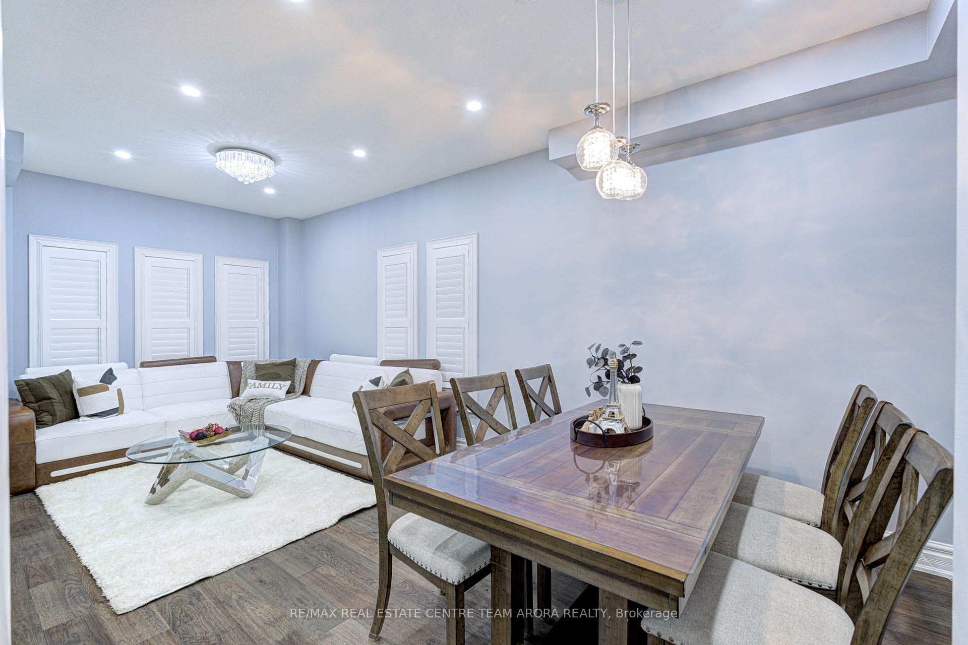 Photo 8 of 83 Commodore Drive, Brampton, Credit Valley — HOMEH
