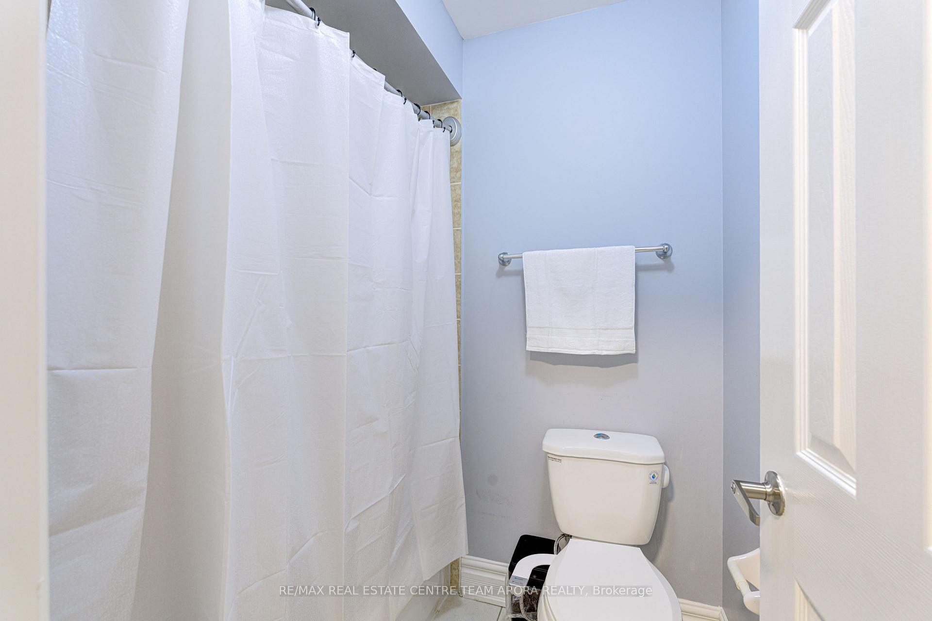 Photo 31 of 83 Commodore Drive, Brampton, Credit Valley — HOMEH