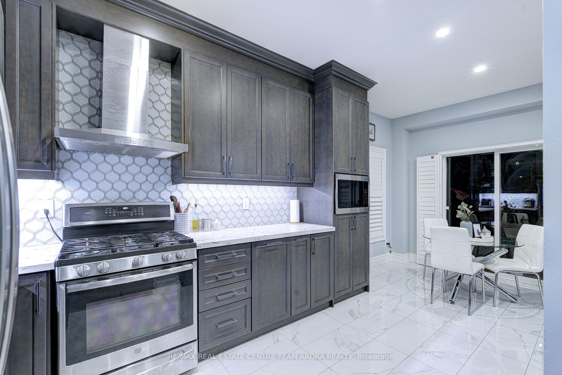 Photo 58 of 83 Commodore Drive, Brampton, Credit Valley — HOMEH