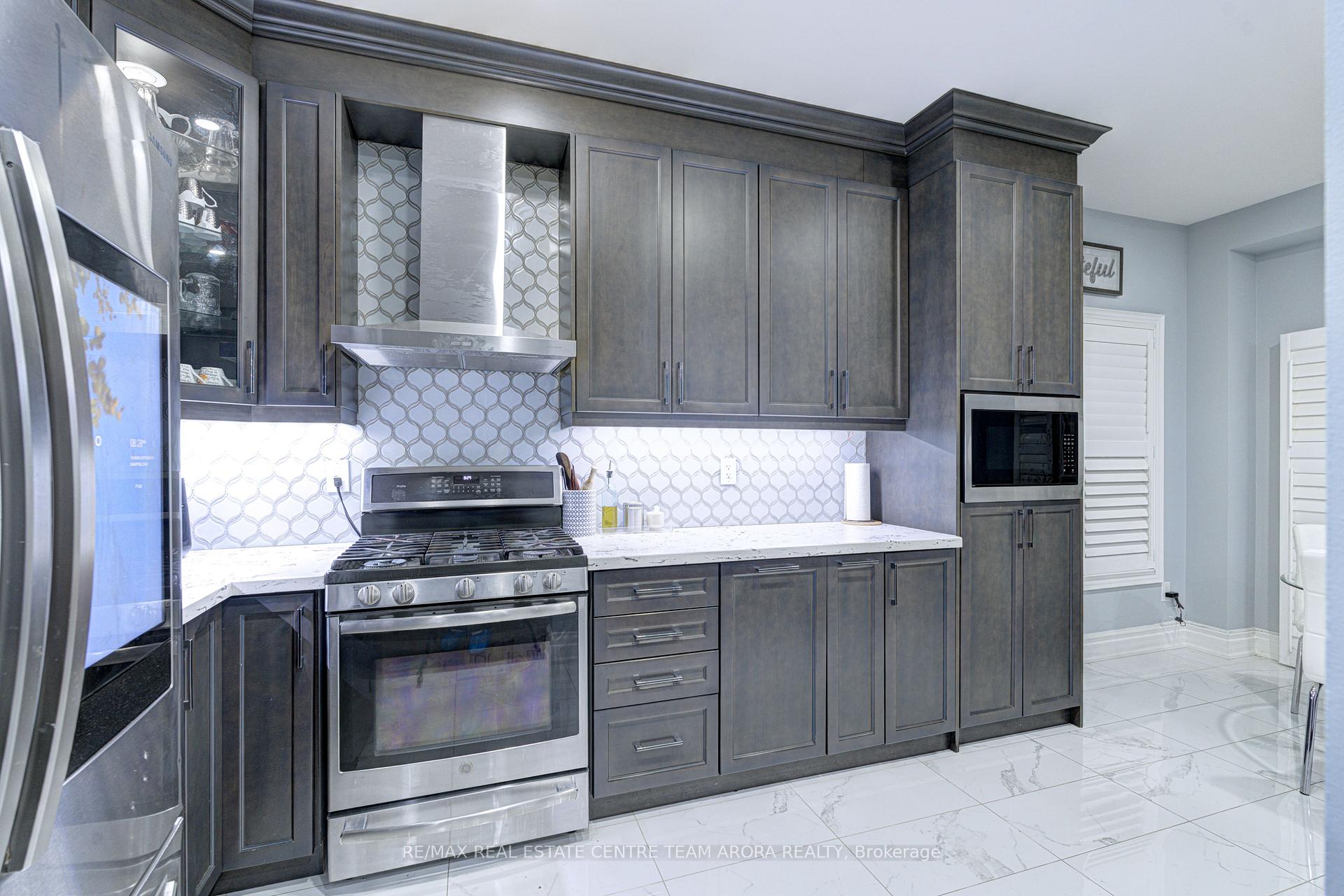 Photo 59 of 83 Commodore Drive, Brampton, Credit Valley — HOMEH