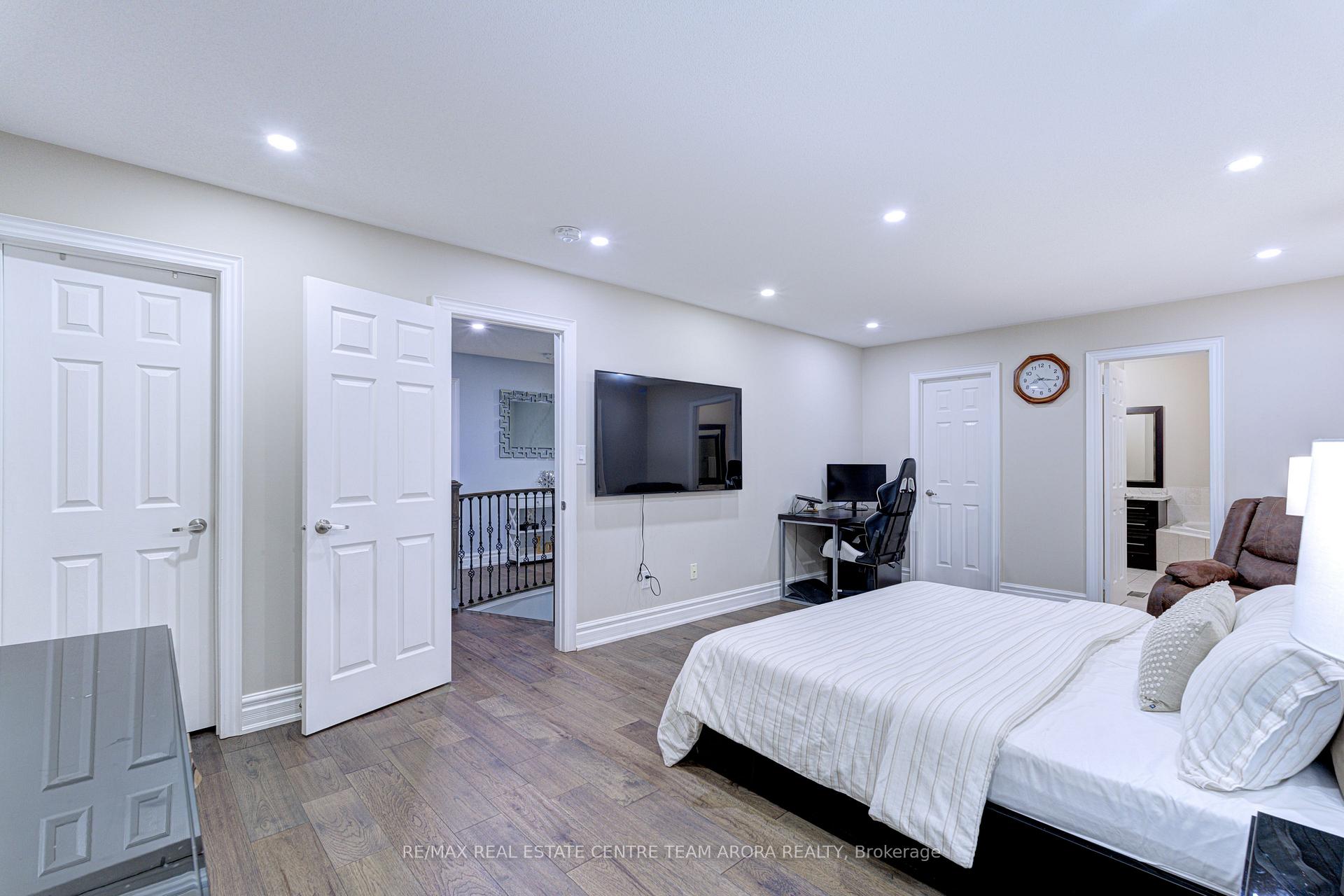 Photo 72 of 83 Commodore Drive, Brampton, Credit Valley — HOMEH