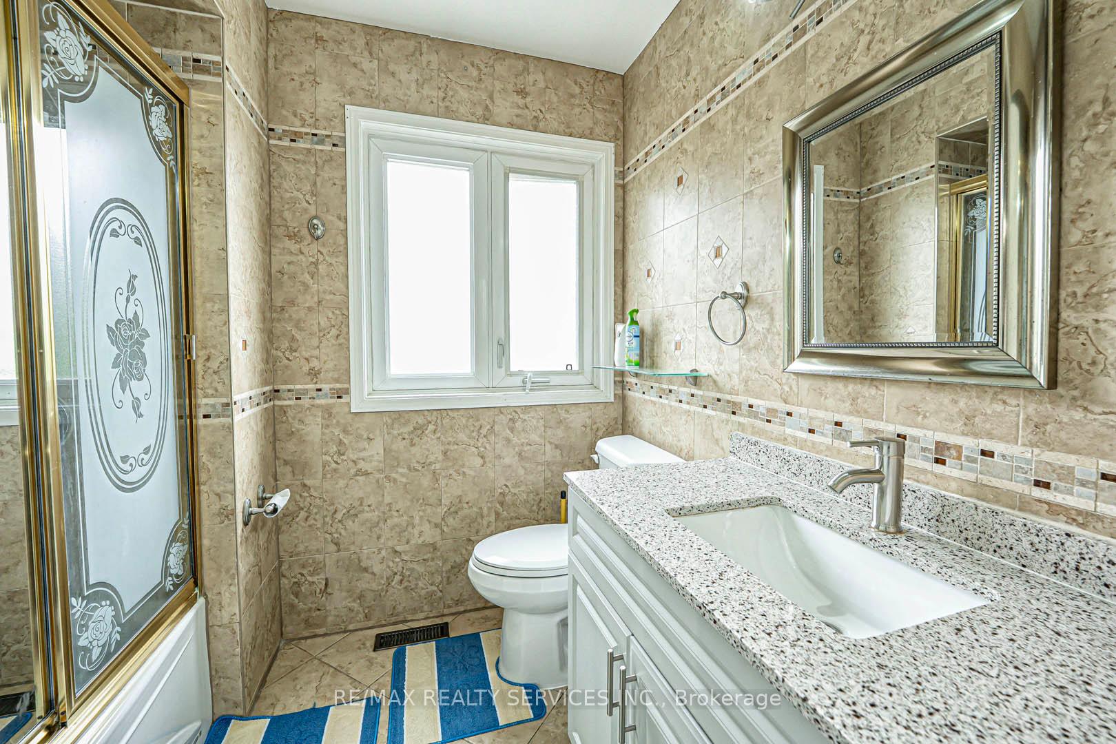 Photo 21 of Unit 10, 10 Shirley Place, Brampton, Heart Lake East — HOMEH