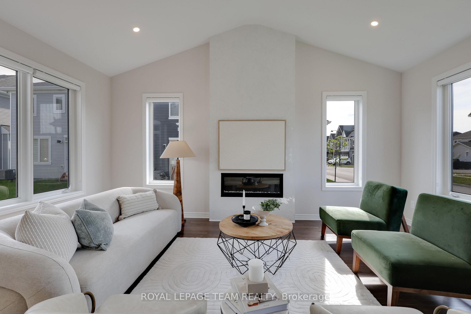 Photo 15 of 2032 Elevation Road, Ottawa, Barrhaven - Half Moon Bay — HOMEH