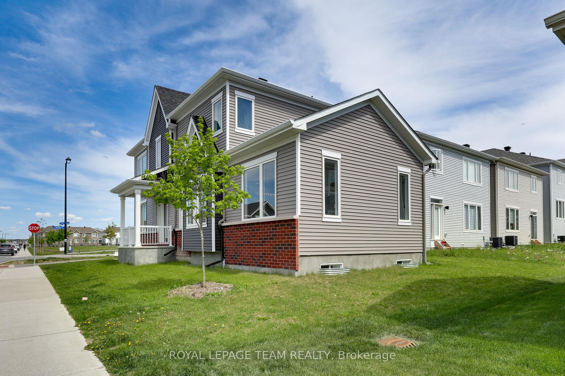 Photo 49 of 2032 Elevation Road, Ottawa, Barrhaven - Half Moon Bay — HOMEH