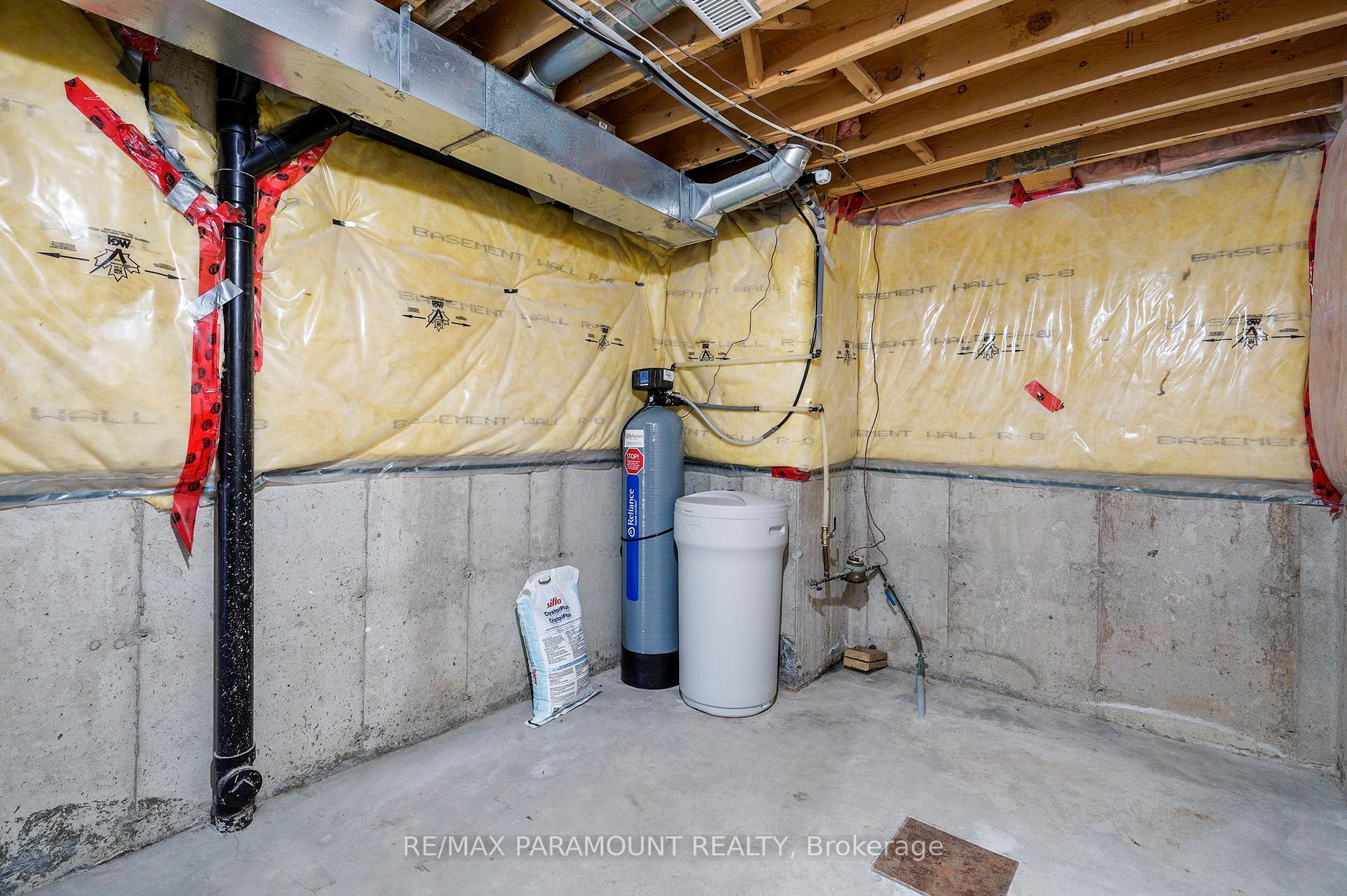 Photo 35 of Unit 71, 250 Ainslie Street, Cambridge — HOMEH