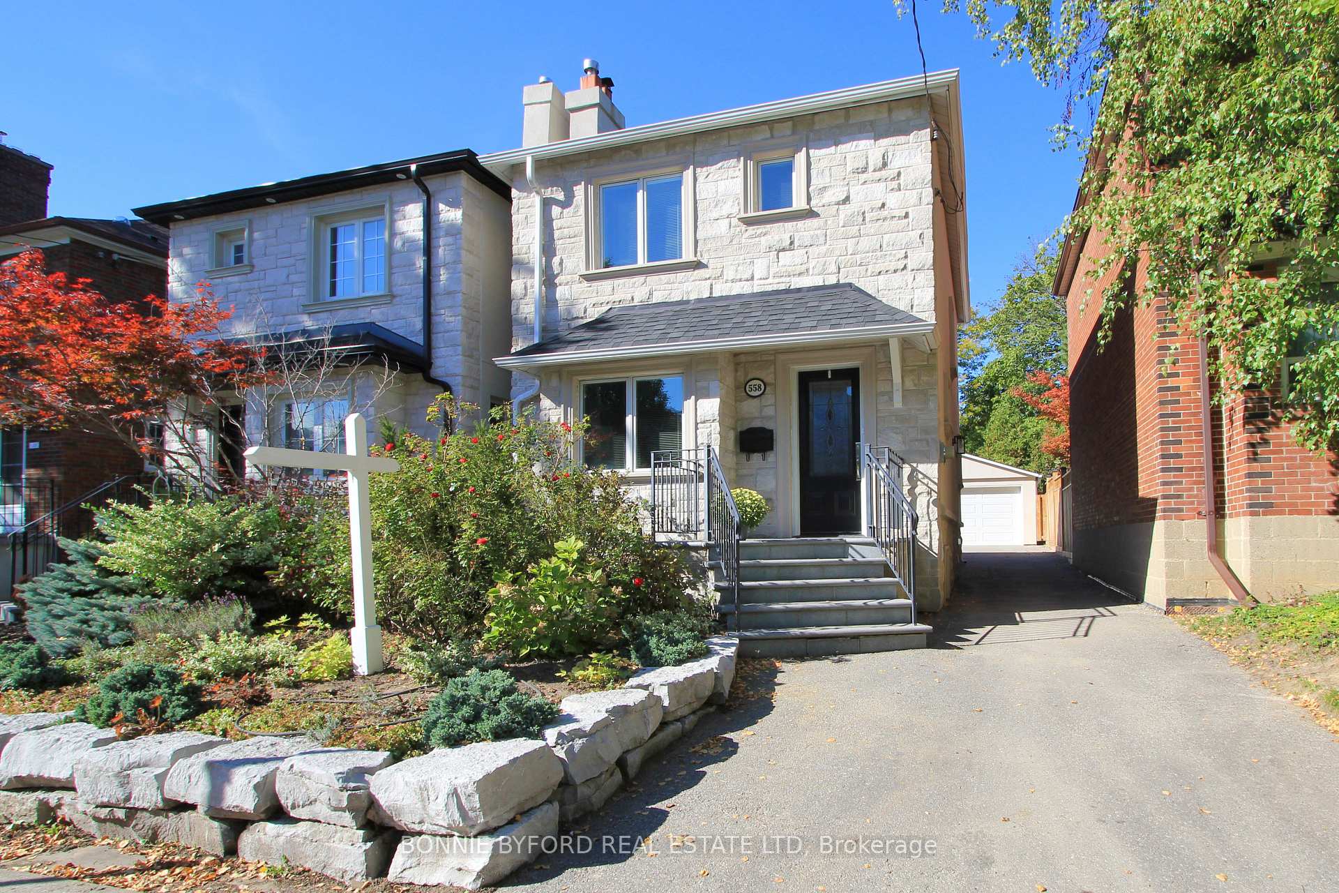 Front of 558 Davisville Avenue
