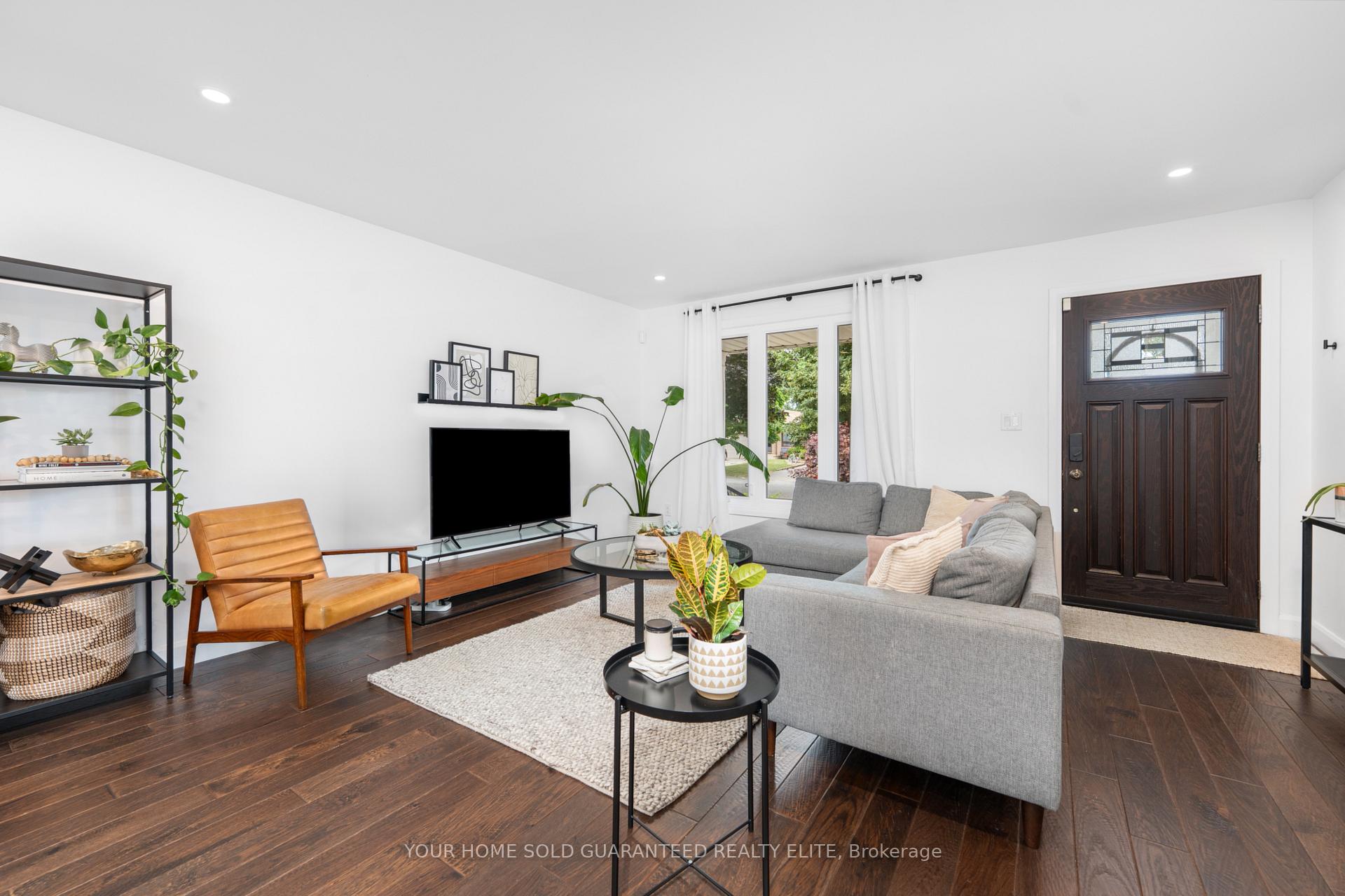 Photo 4 of 57 Sandra Crescent, Grimsby, Grimsby East — HOMEH
