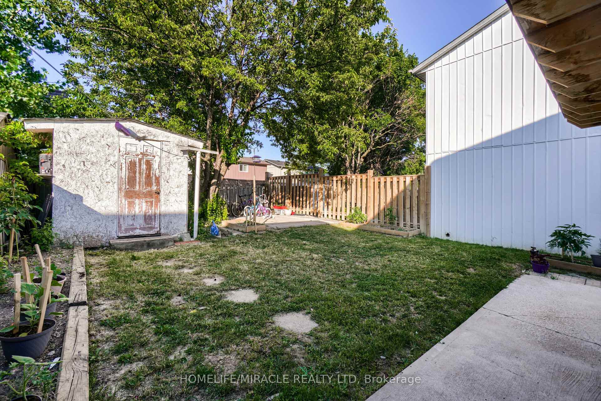 Photo 22 of 34 Greenbush Crescent, Brampton, Northgate — HOMEH