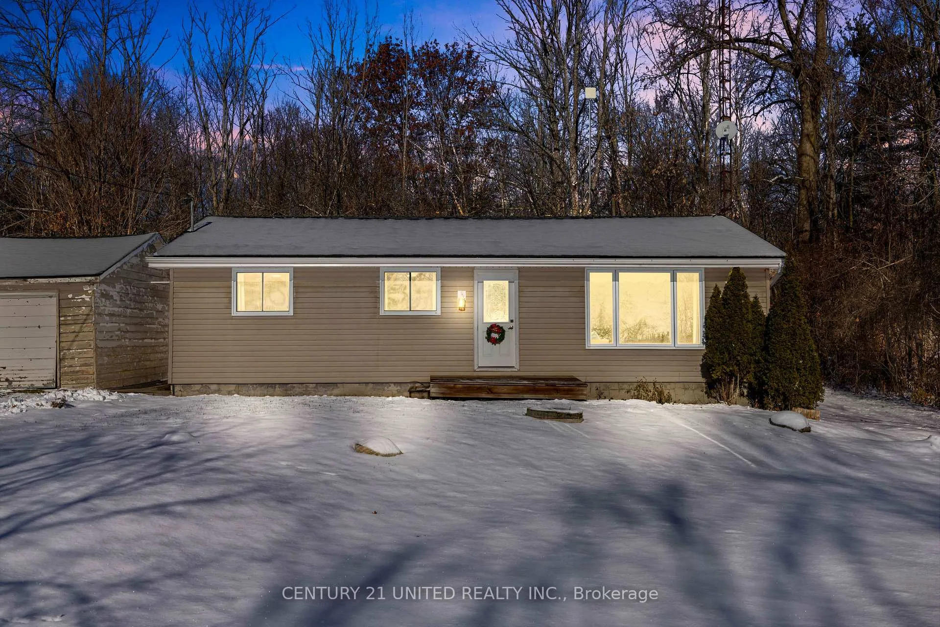 Photo 1 of 1100 Listowel Line, Selwyn — HOMEH